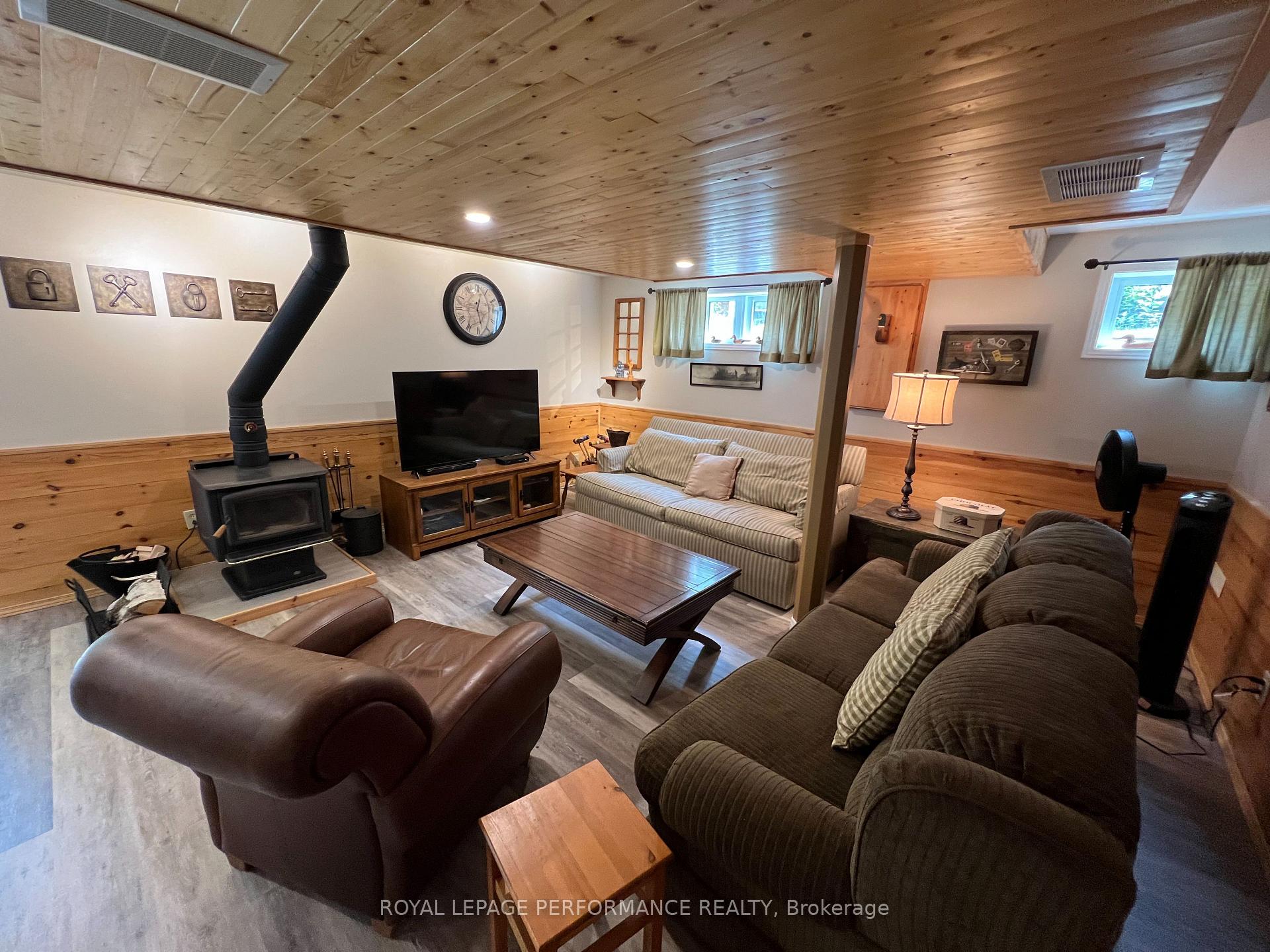 Photo 18 of 126 Lacourse Lane, Lanark Highlands, Lanark Highlands (Darling) Twp — HOMEH