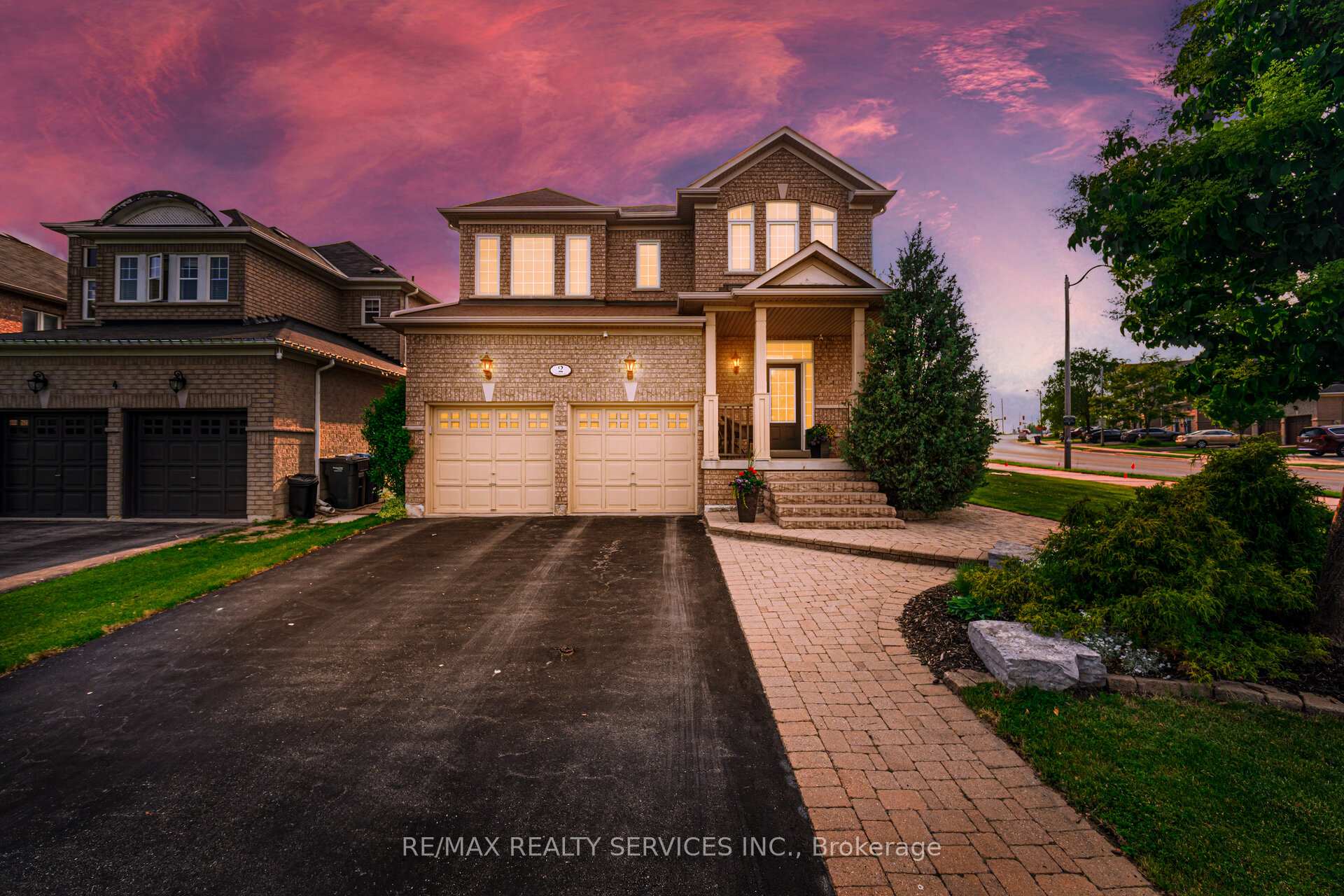 Photo 14 of 2 Stoneylake Avenue, Brampton, Madoc — HOMEH