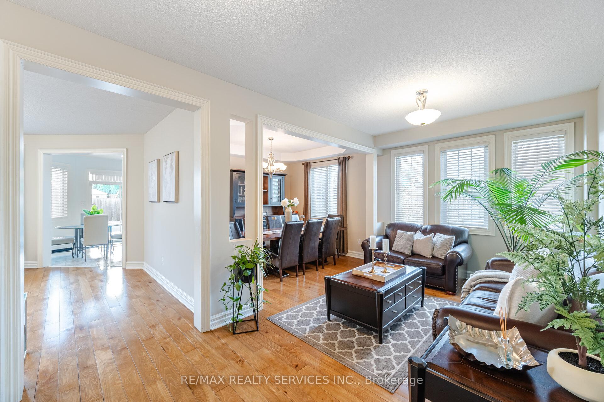 Photo 7 of 2 Stoneylake Avenue, Brampton, Madoc — HOMEH