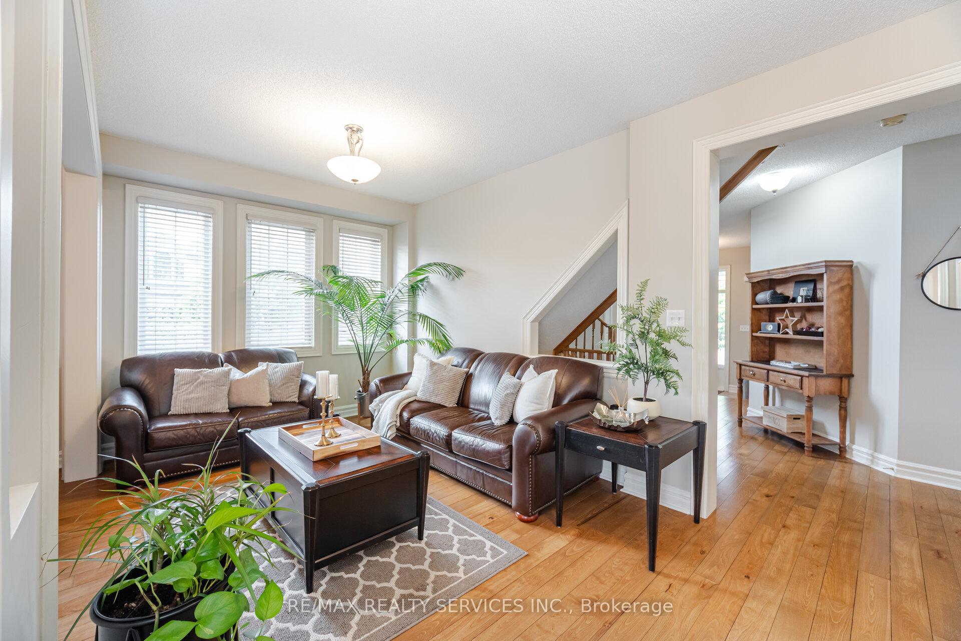 Photo 10 of 2 Stoneylake Avenue, Brampton, Madoc — HOMEH