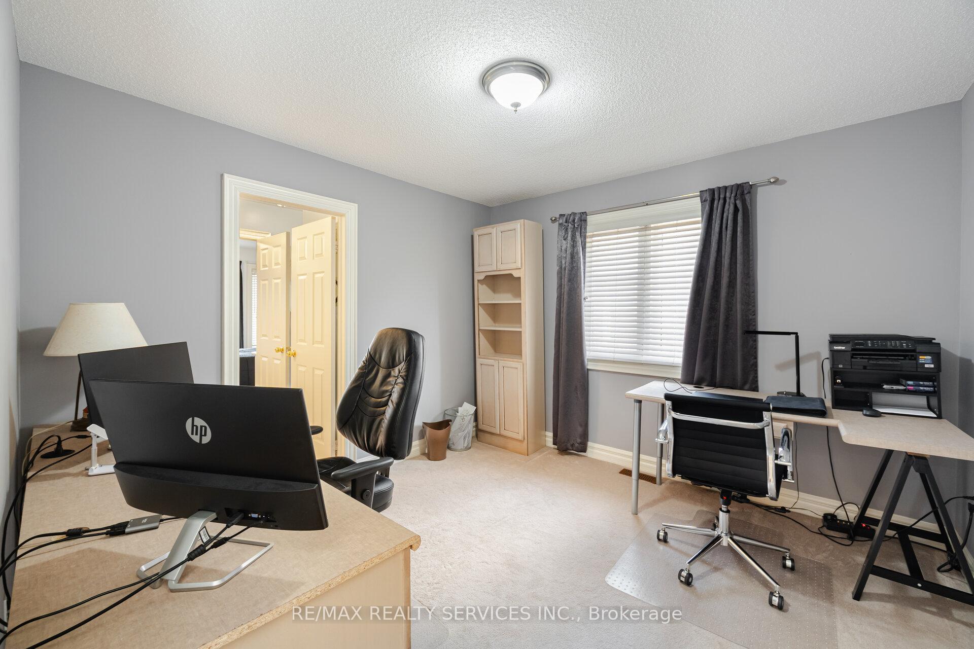 Photo 26 of 2 Stoneylake Avenue, Brampton, Madoc — HOMEH