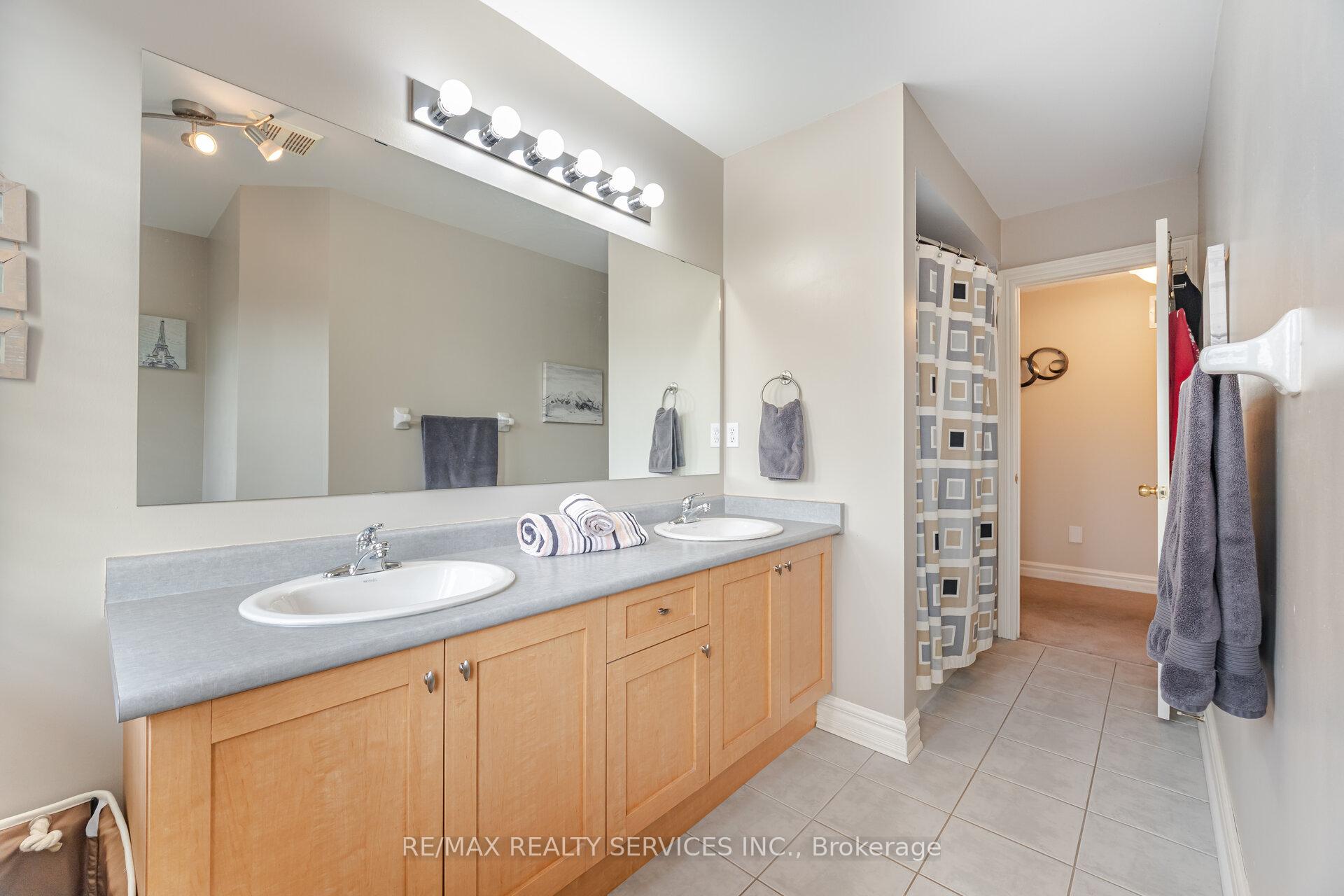 Photo 33 of 2 Stoneylake Avenue, Brampton, Madoc — HOMEH