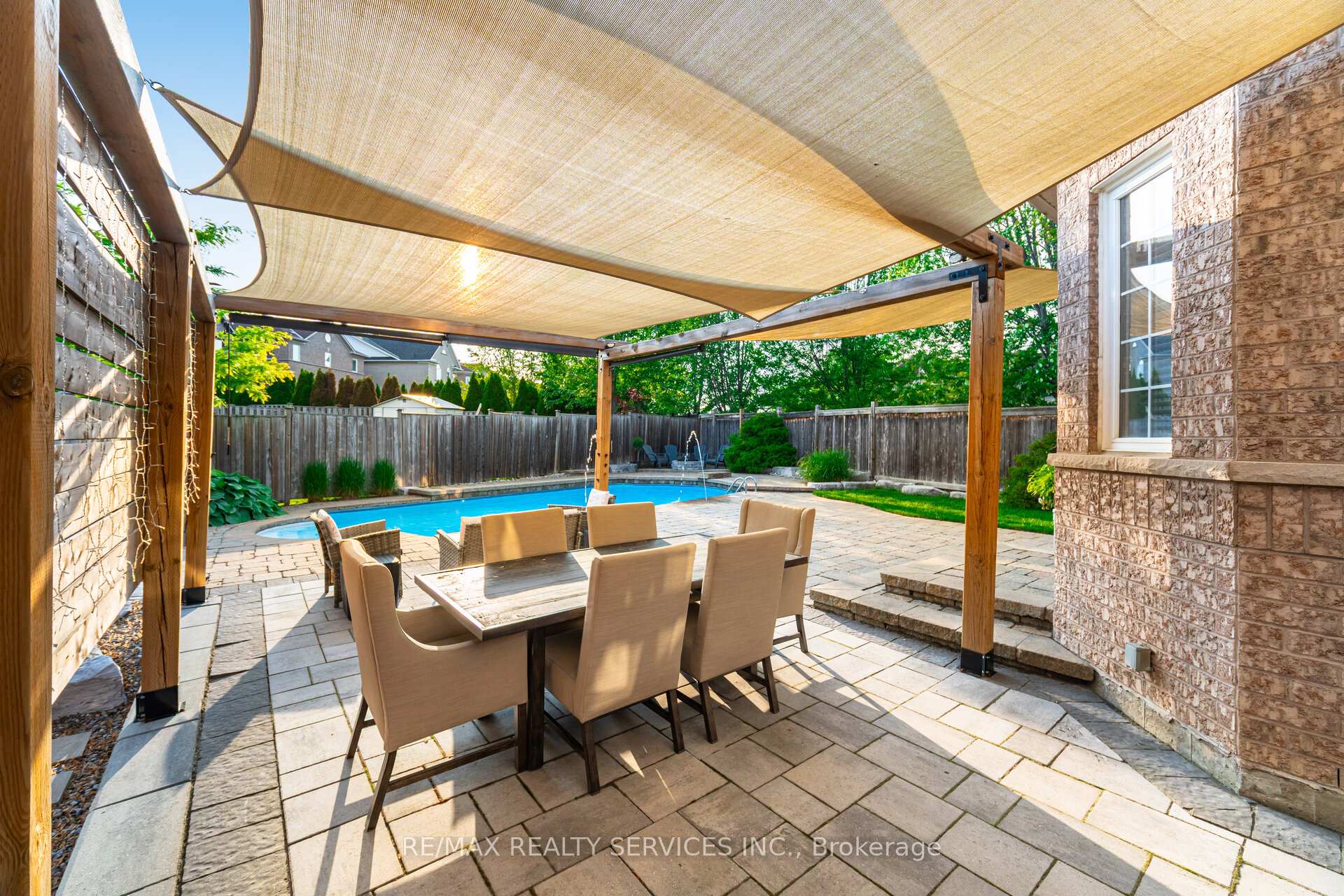 Photo 35 of 2 Stoneylake Avenue, Brampton, Madoc — HOMEH