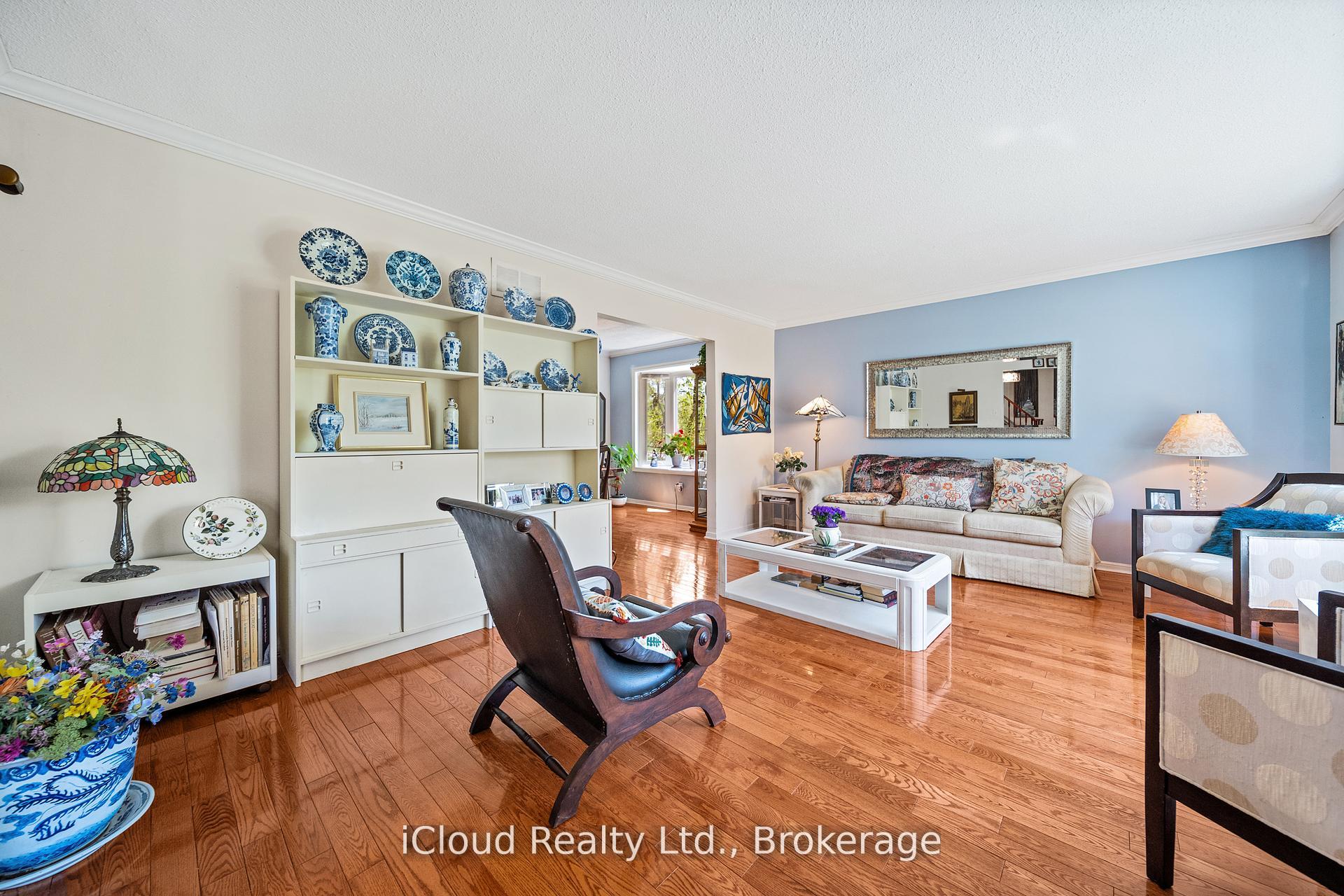 Photo 11 of 1 Carnforth Drive, Brampton, Snelgrove — HOMEH