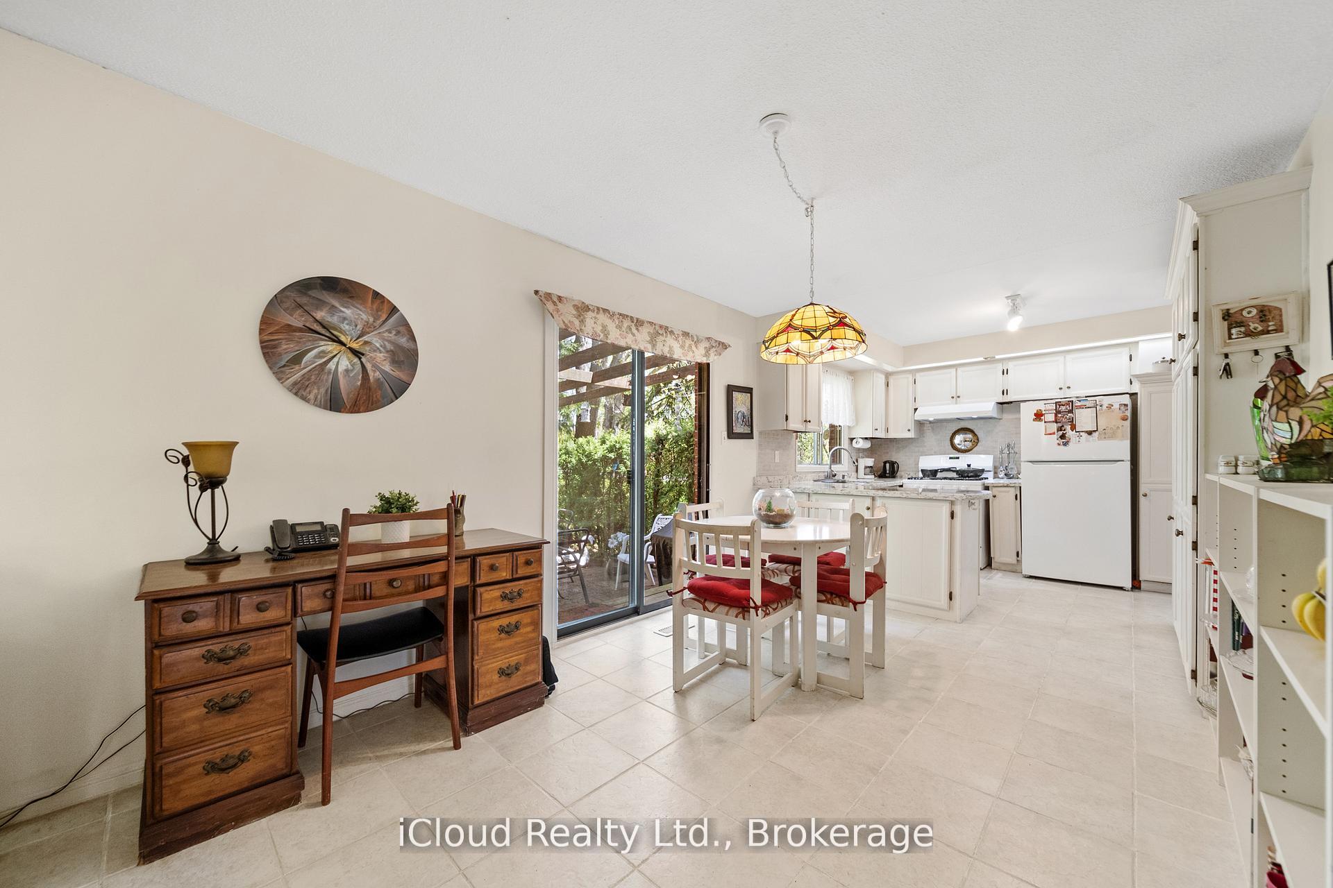 Photo 16 of 1 Carnforth Drive, Brampton, Snelgrove — HOMEH