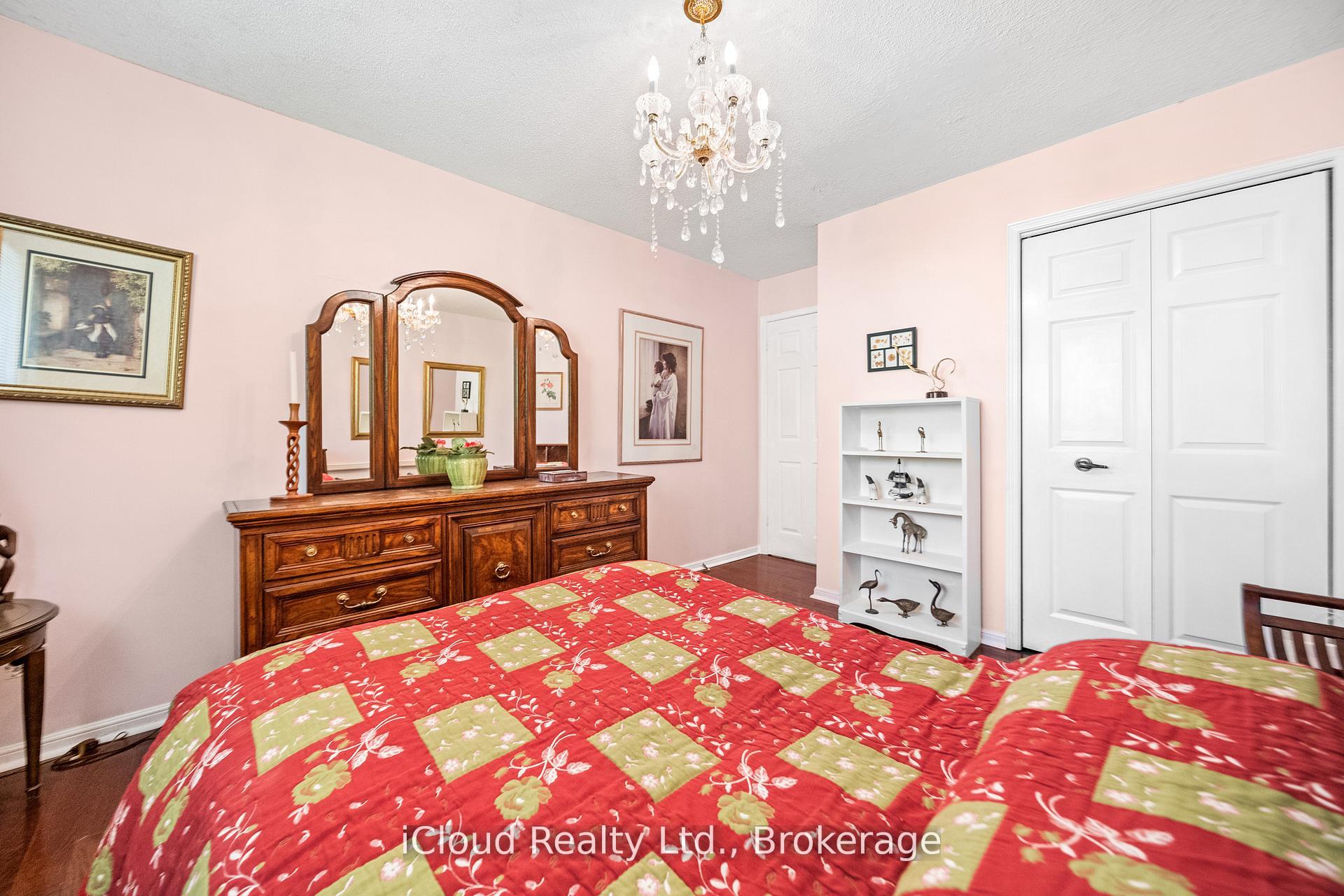 Photo 33 of 1 Carnforth Drive, Brampton, Snelgrove — HOMEH