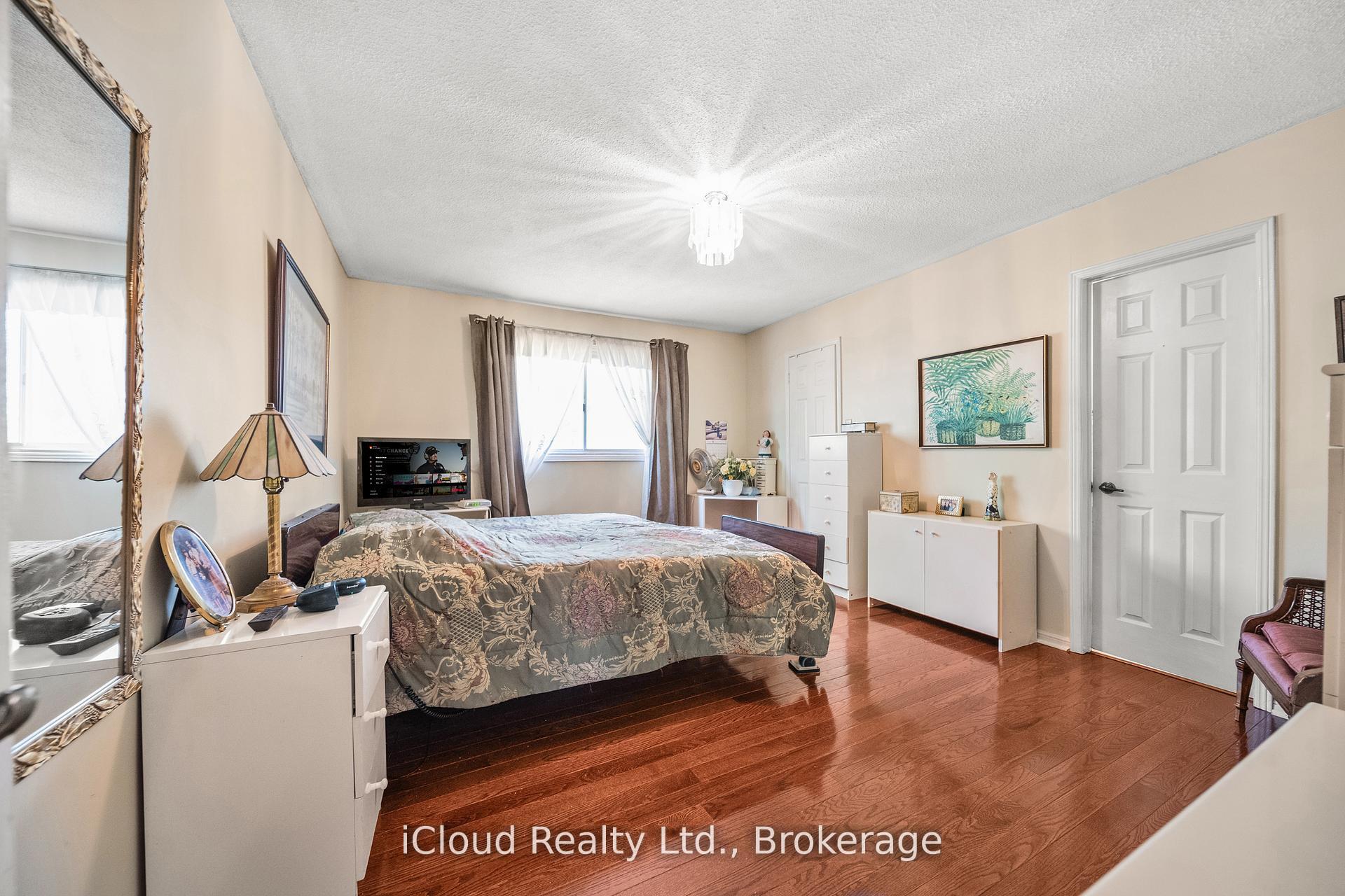Photo 23 of 1 Carnforth Drive, Brampton, Snelgrove — HOMEH