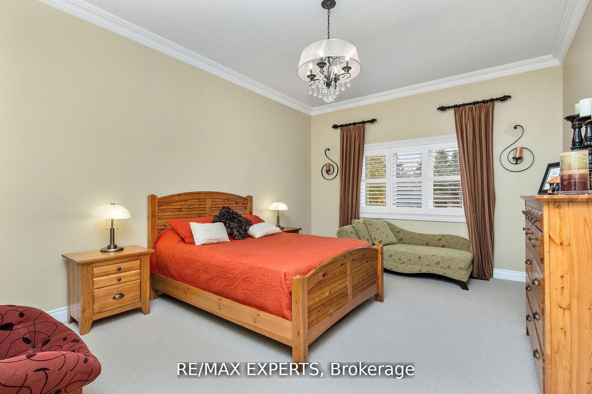 Photo 14 of 20 Concorde Drive, Brampton, Vales of Castlemore North — HOMEH