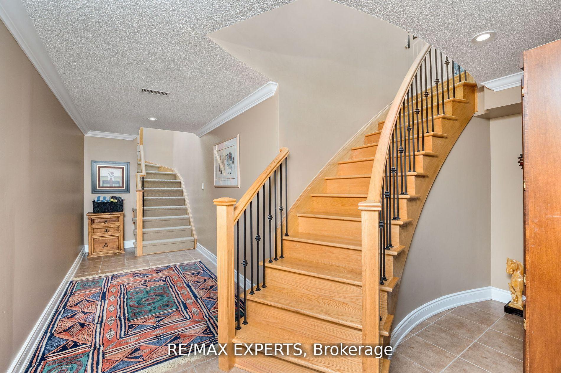 Photo 23 of 20 Concorde Drive, Brampton, Vales of Castlemore North — HOMEH