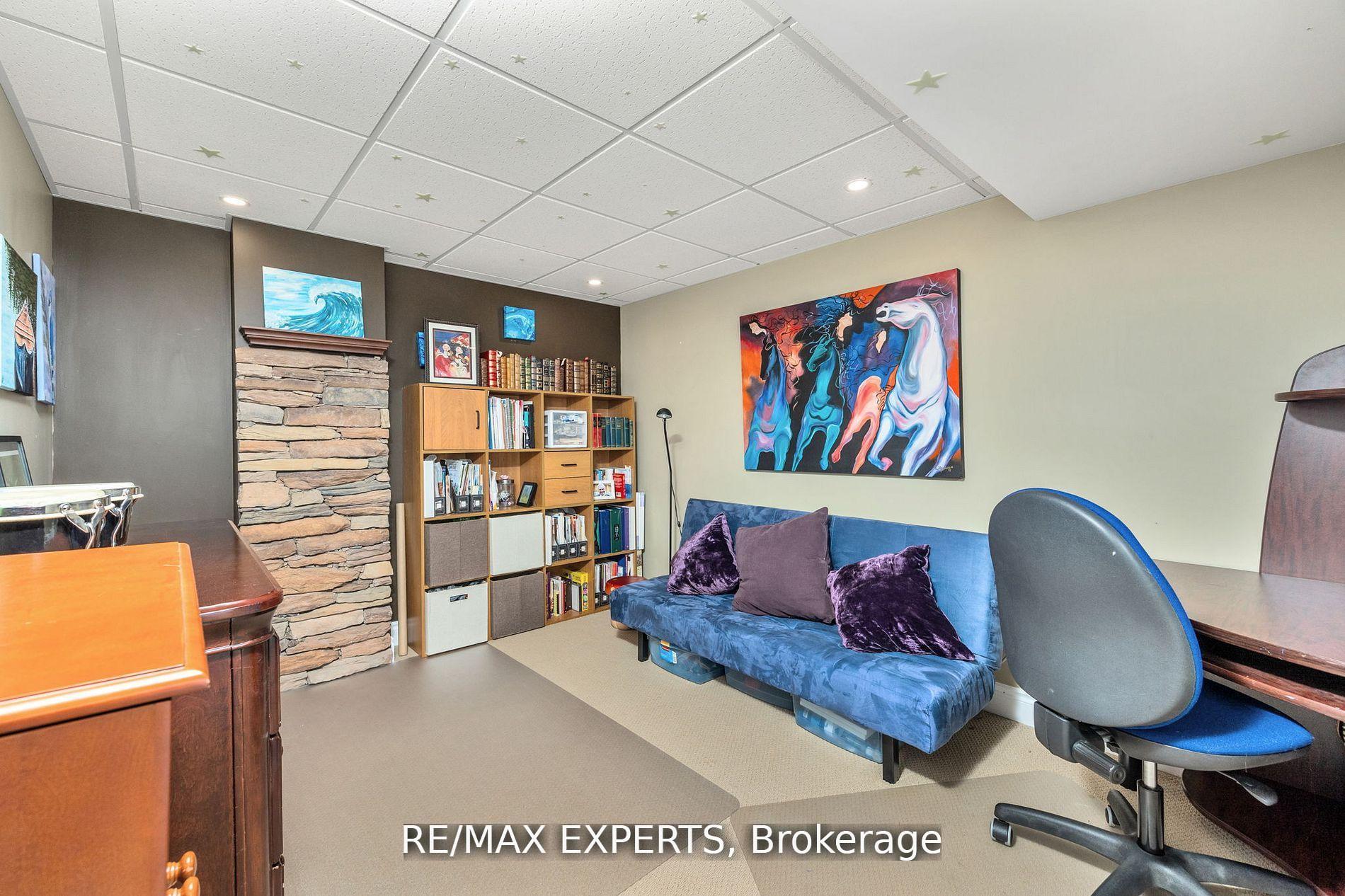 Photo 38 of 20 Concorde Drive, Brampton, Vales of Castlemore North — HOMEH
