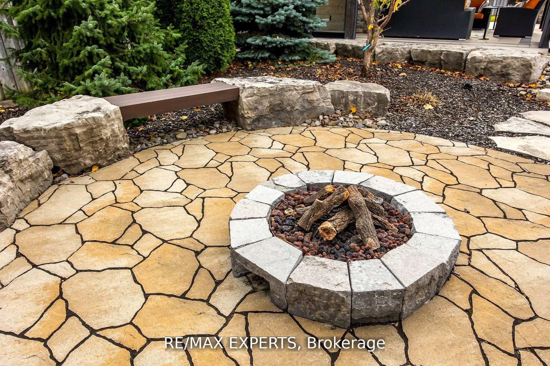Photo 30 of 20 Concorde Drive, Brampton, Vales of Castlemore North — HOMEH