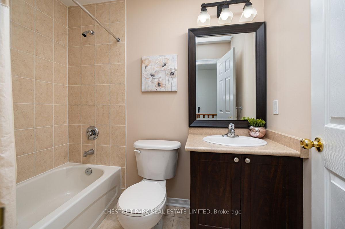 Photo 10 of 66 Chapman Court, Aurora, Aurora Grove — HOMEH