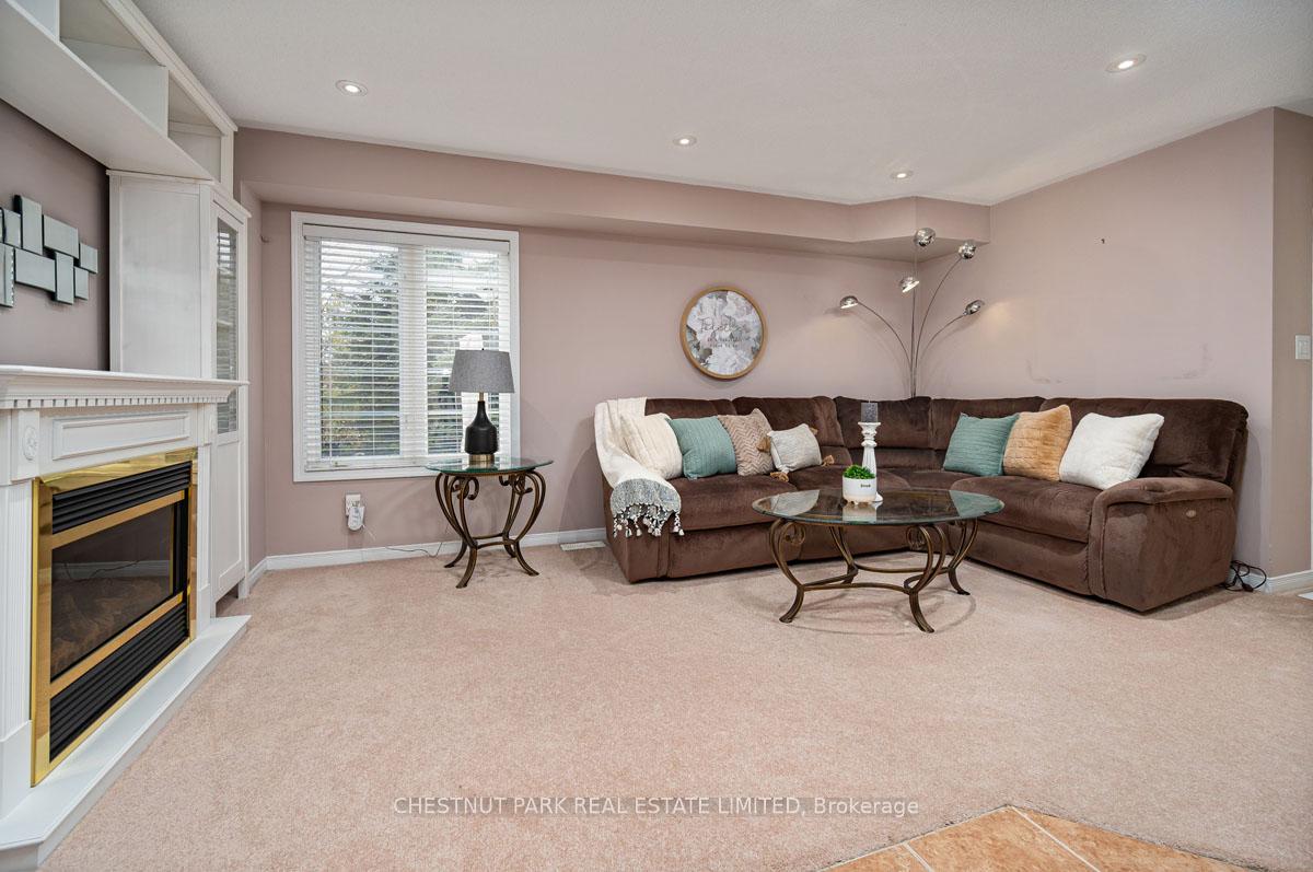 Photo 22 of 66 Chapman Court, Aurora, Aurora Grove — HOMEH