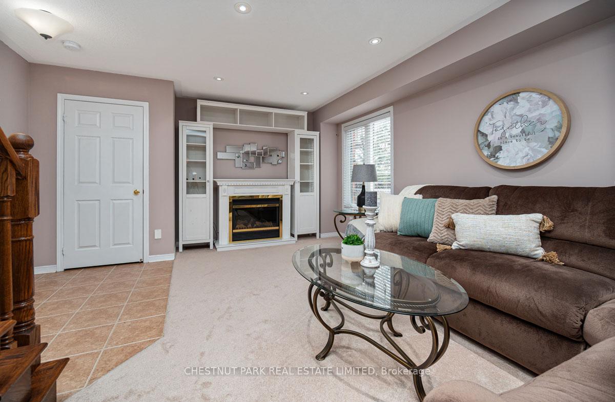 Photo 12 of 66 Chapman Court, Aurora, Aurora Grove — HOMEH