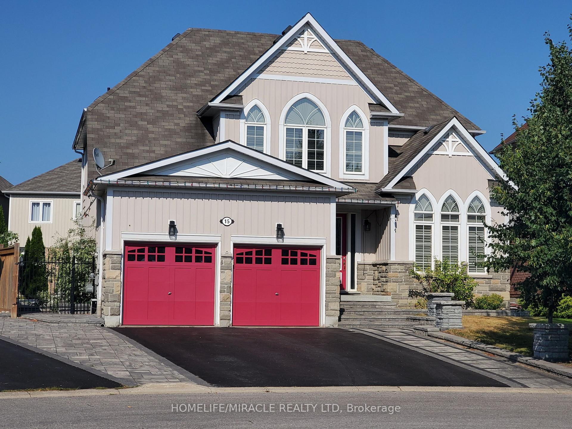 Front of 15 Lion's Court