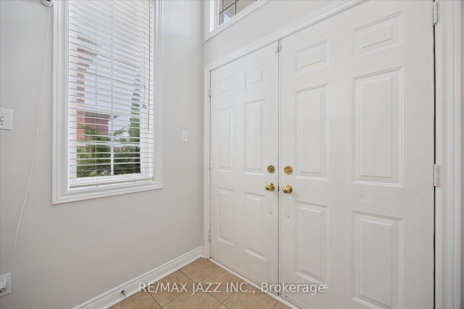 Photo 12 of 12 Lacroix Court, Whitby, Taunton North — HOMEH
