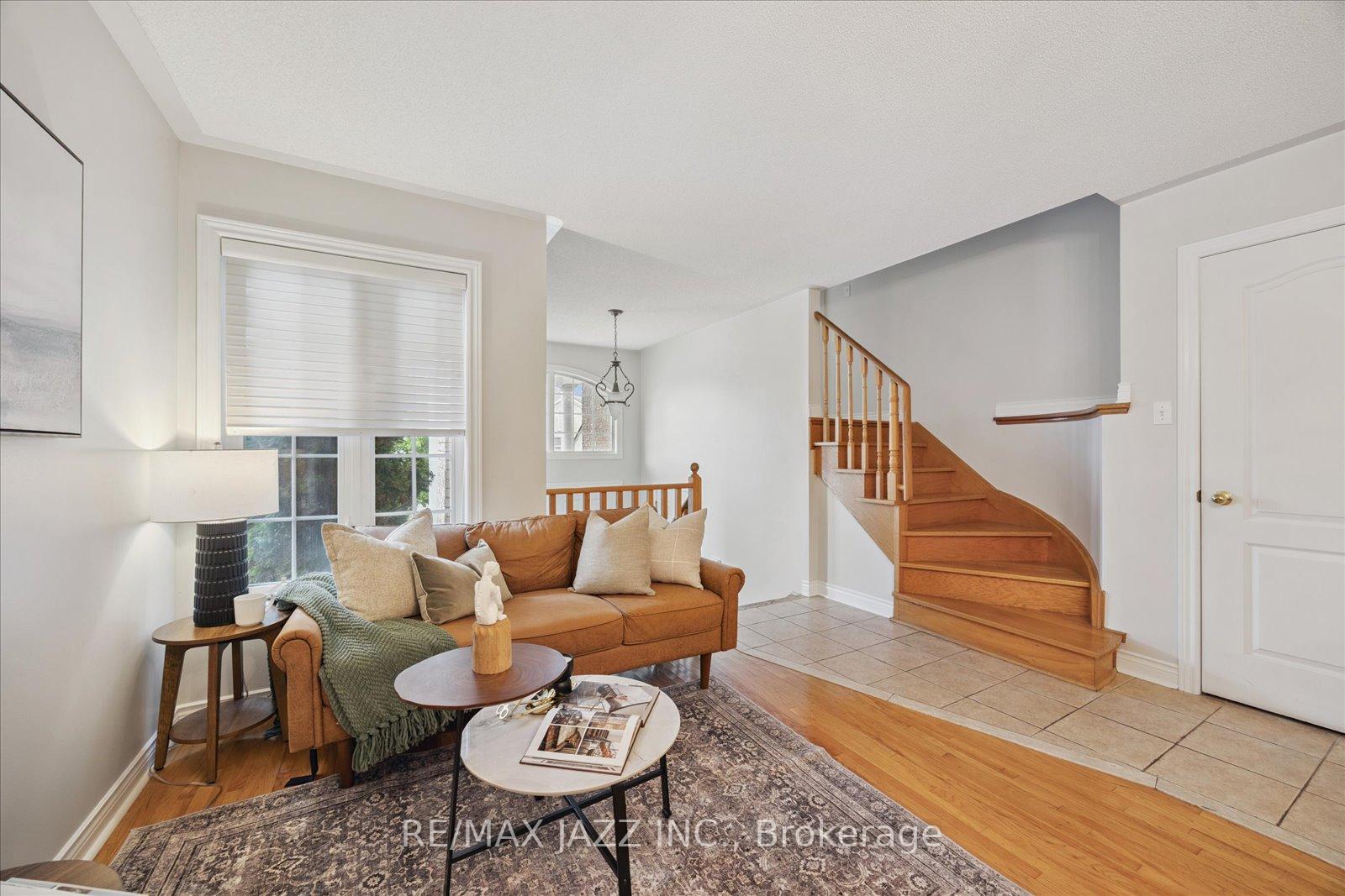 Photo 14 of 12 Lacroix Court, Whitby, Taunton North — HOMEH