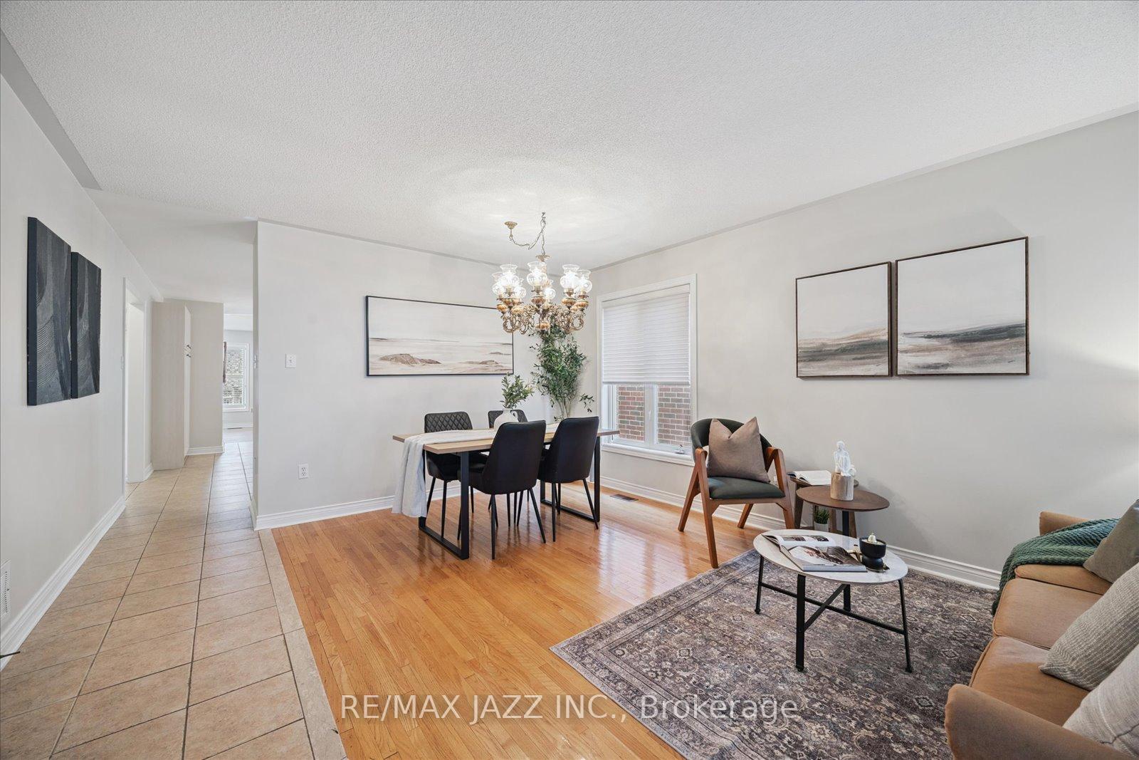 Photo 25 of 12 Lacroix Court, Whitby, Taunton North — HOMEH