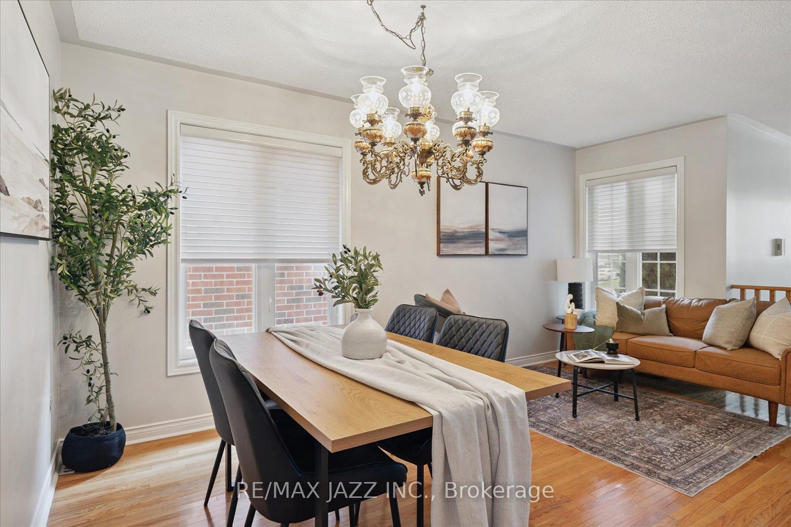 Photo 5 of 12 Lacroix Court, Whitby, Taunton North — HOMEH