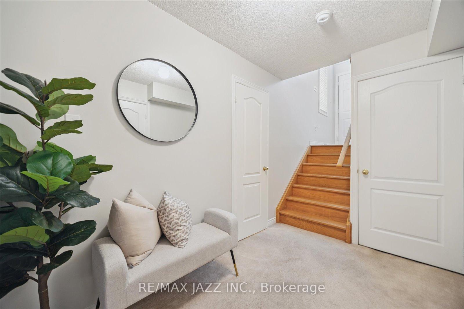 Photo 22 of 12 Lacroix Court, Whitby, Taunton North — HOMEH