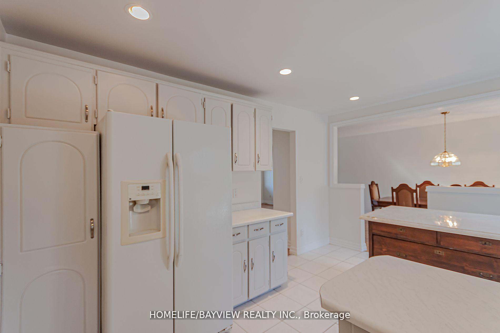 Photo 5 of 49 Hilltop Court, Caledon, Bolton West — HOMEH