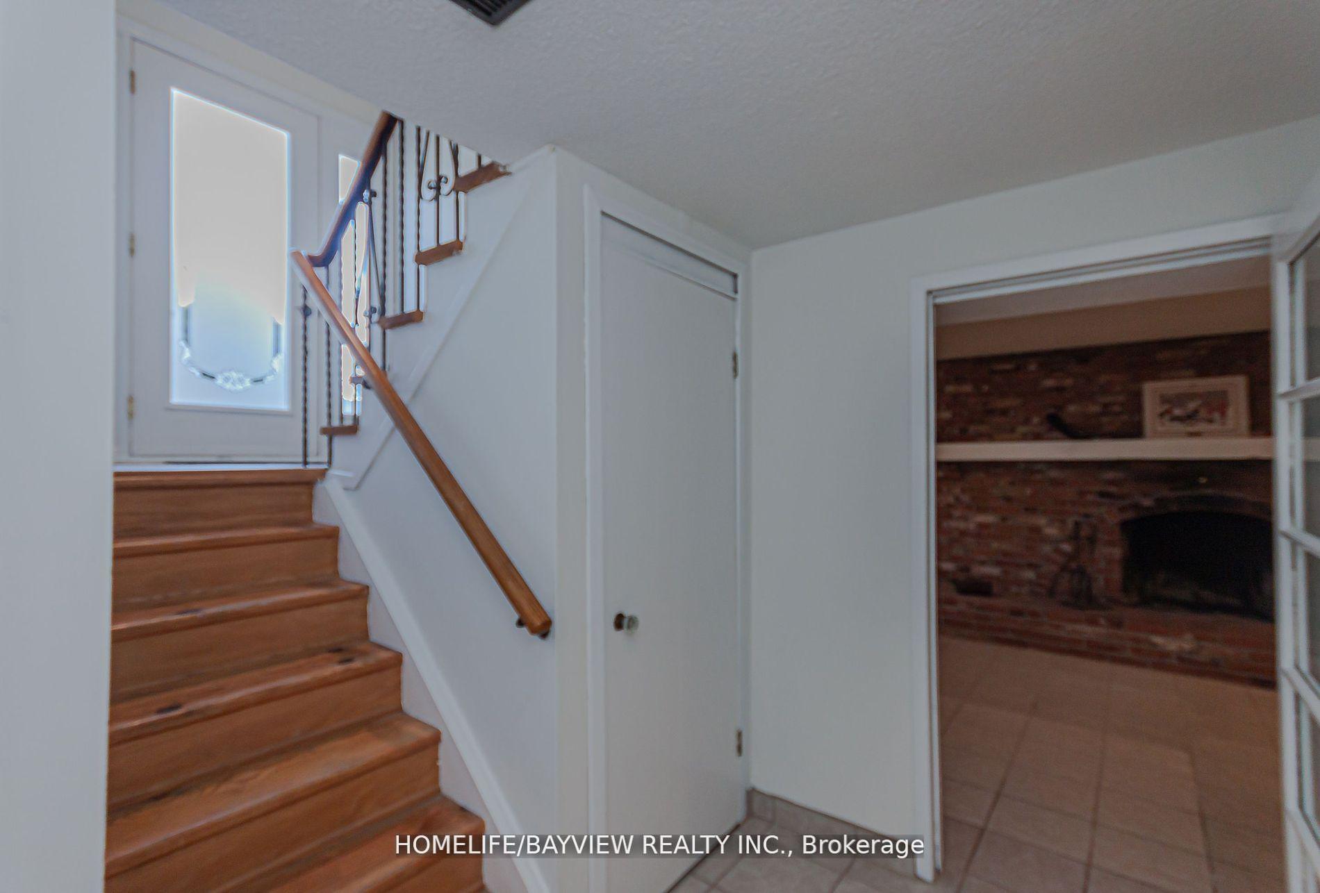 Photo 18 of 49 Hilltop Court, Caledon, Bolton West — HOMEH
