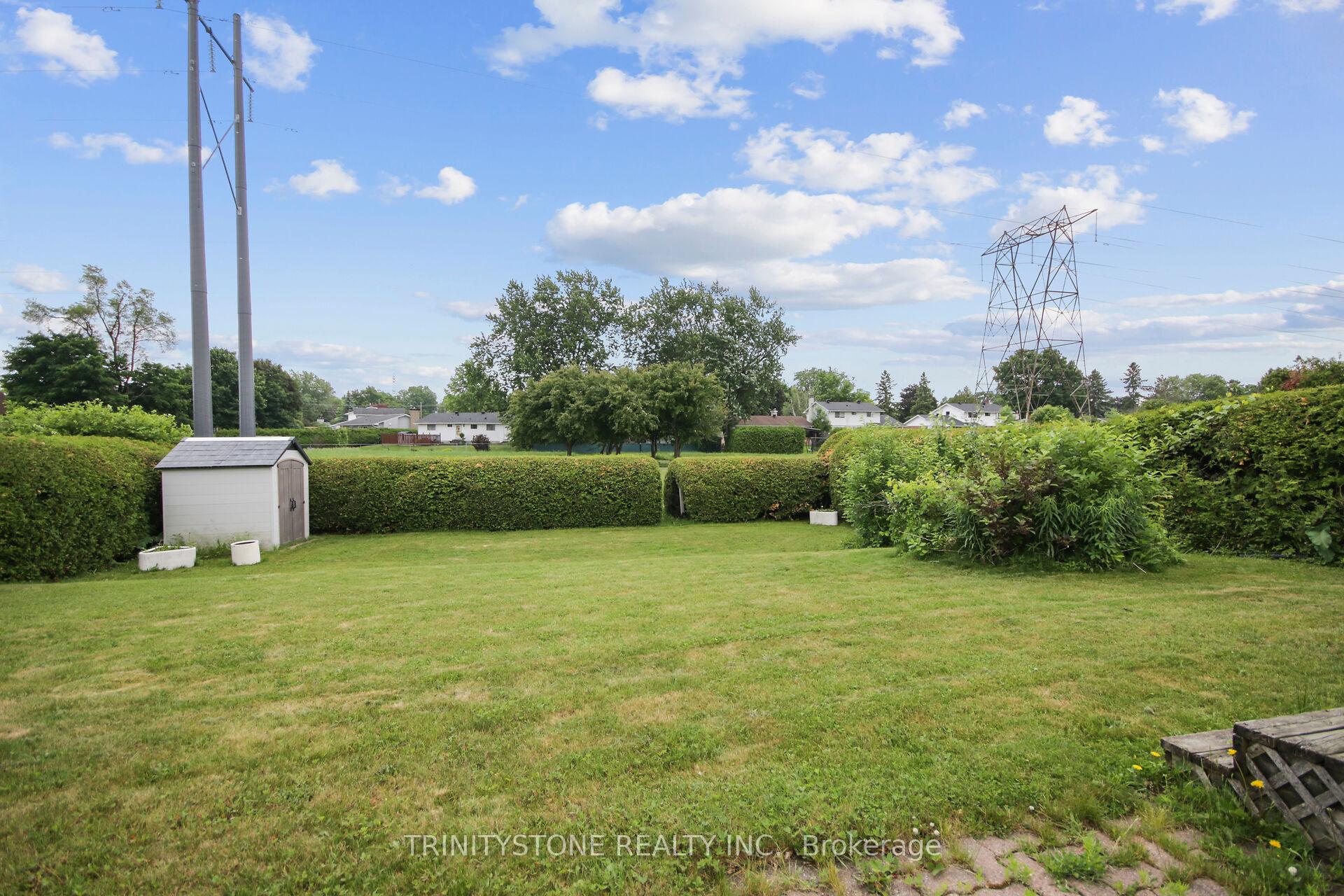 Photo 44 of 18 charing Road, Ottawa, Craig Henry/Woodvale — HOMEH