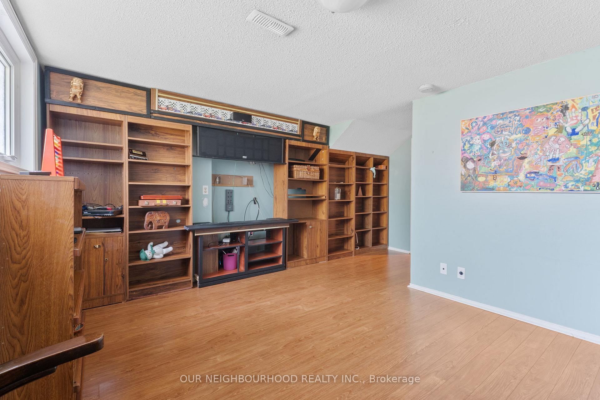 Photo 23 of 8 Bruntsfield Street, Clarington, Courtice — HOMEH