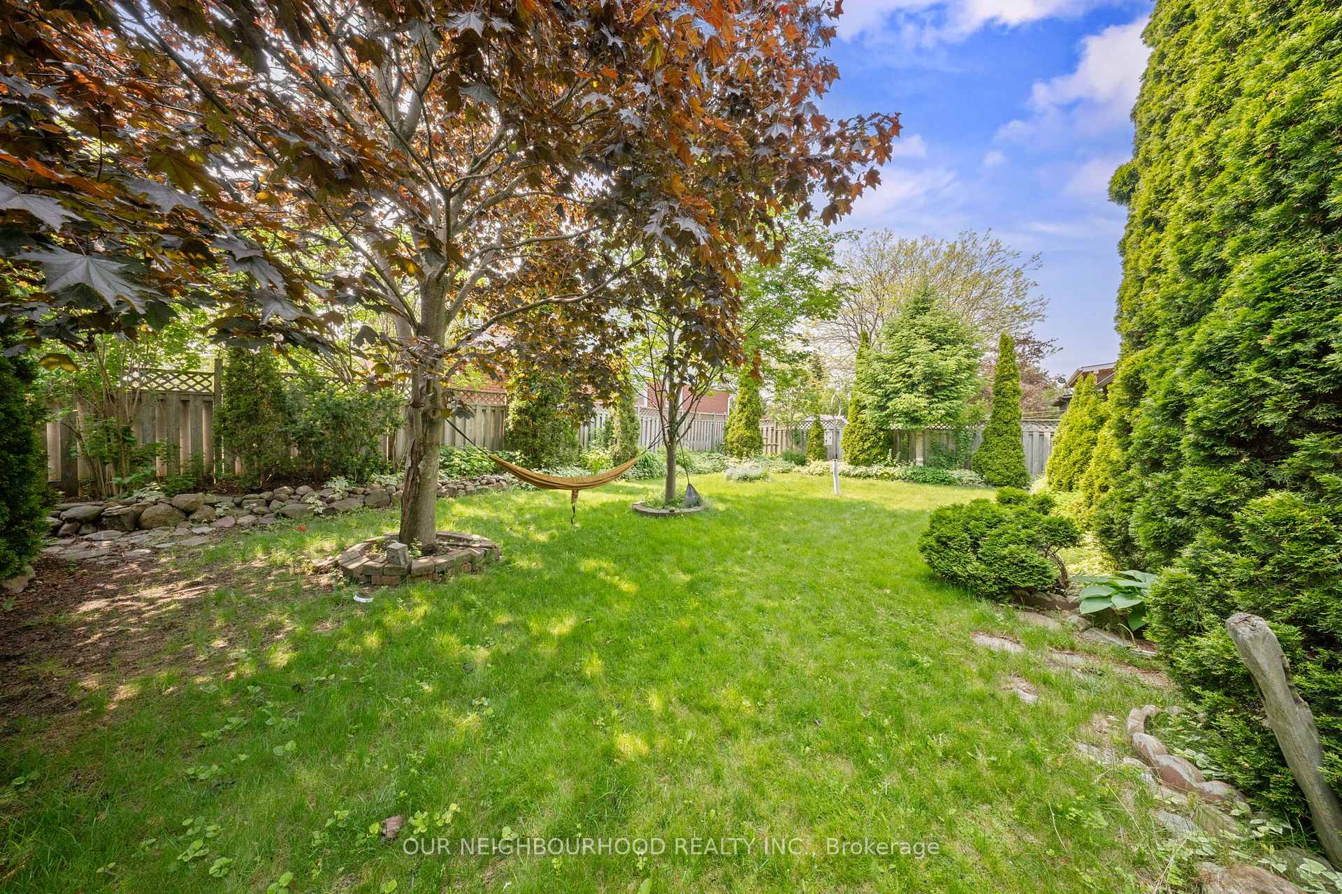 Photo 33 of 8 Bruntsfield Street, Clarington, Courtice — HOMEH