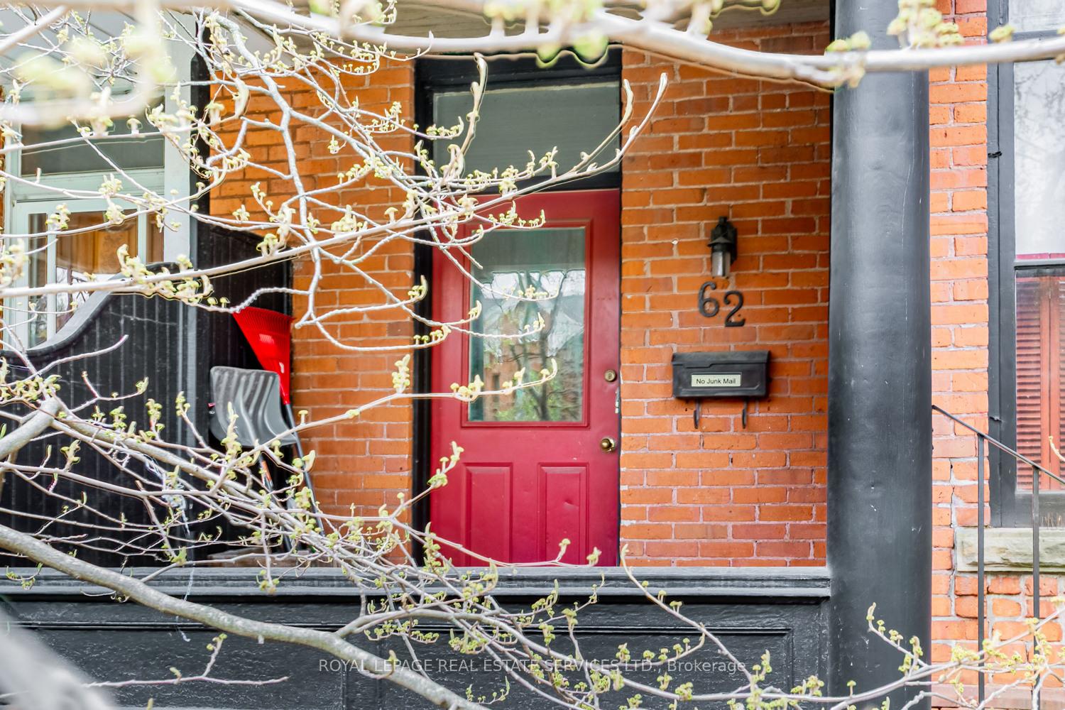 Photo 7 of 62 Lakeview Avenue, Toronto, Trinity-Bellwoods — HOMEH