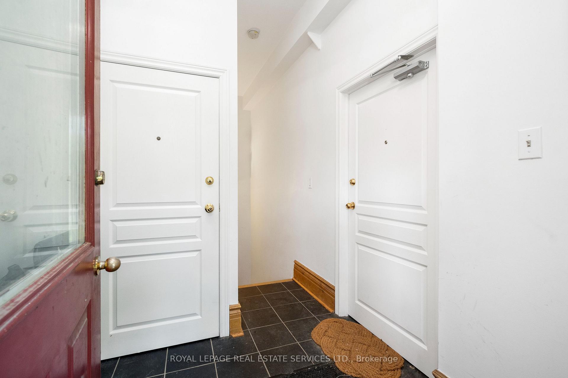 Photo 12 of 62 Lakeview Avenue, Toronto, Trinity-Bellwoods — HOMEH