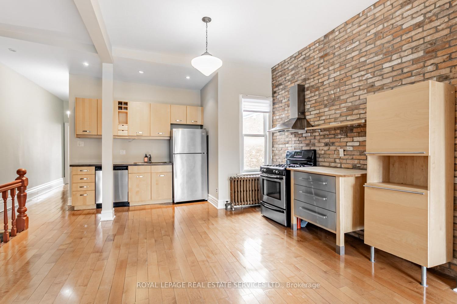 Photo 29 of 62 Lakeview Avenue, Toronto, Trinity-Bellwoods — HOMEH