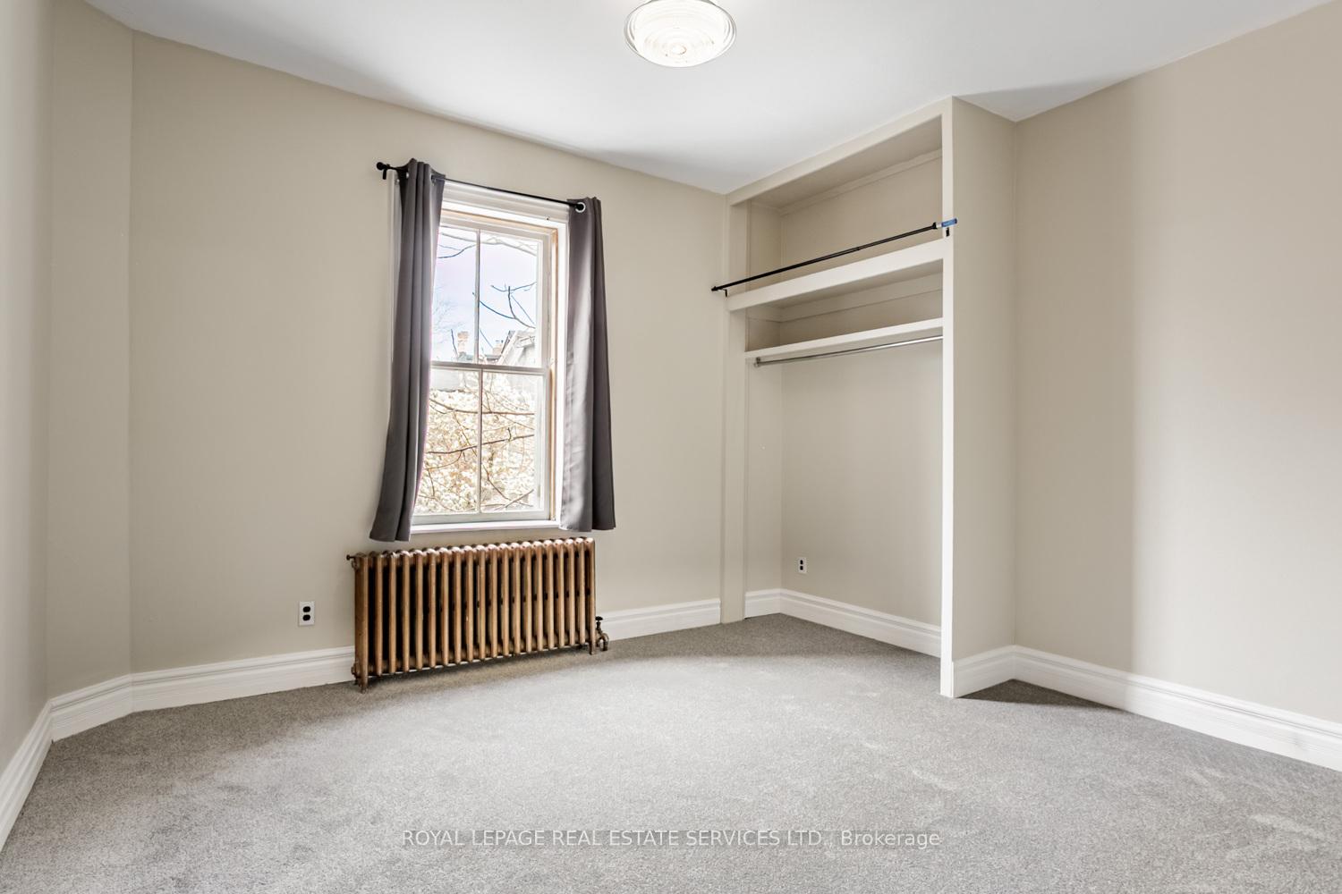 Photo 6 of 62 Lakeview Avenue, Toronto, Trinity-Bellwoods — HOMEH