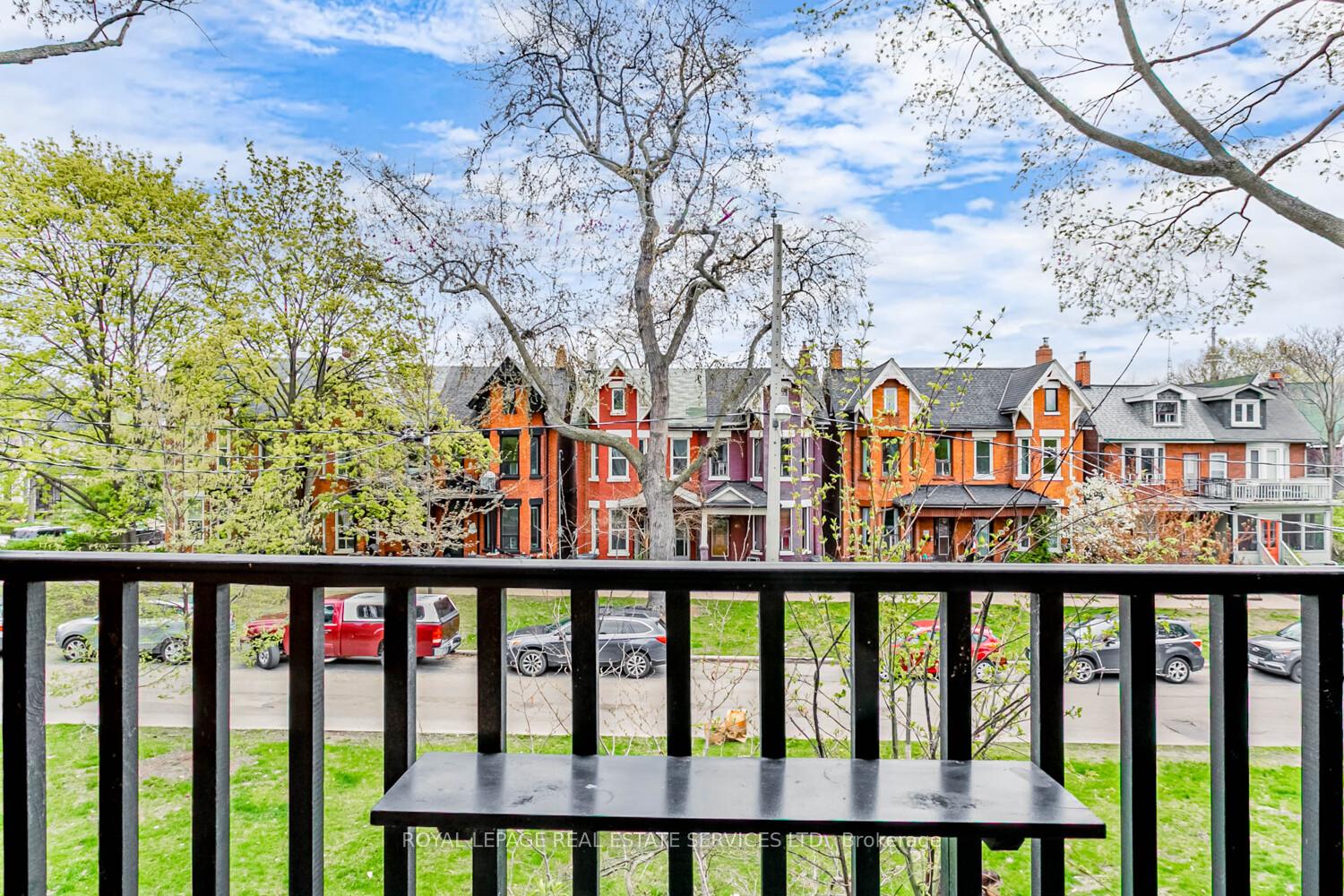 Photo 27 of 62 Lakeview Avenue, Toronto, Trinity-Bellwoods — HOMEH