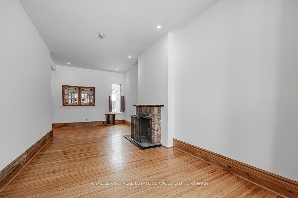 Photo 14 of 62 Lakeview Avenue, Toronto, Trinity-Bellwoods — HOMEH
