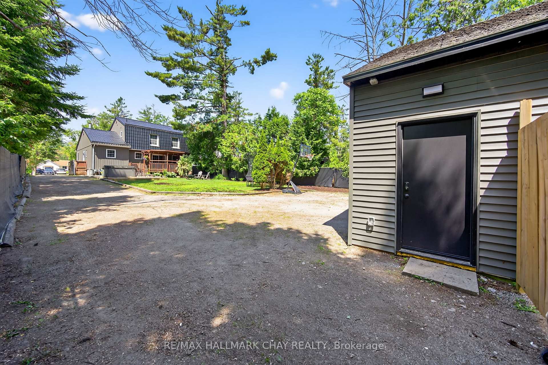 Photo 26 of 3221 Oak Street, Innisfil, Rural Innisfil — HOMEH
