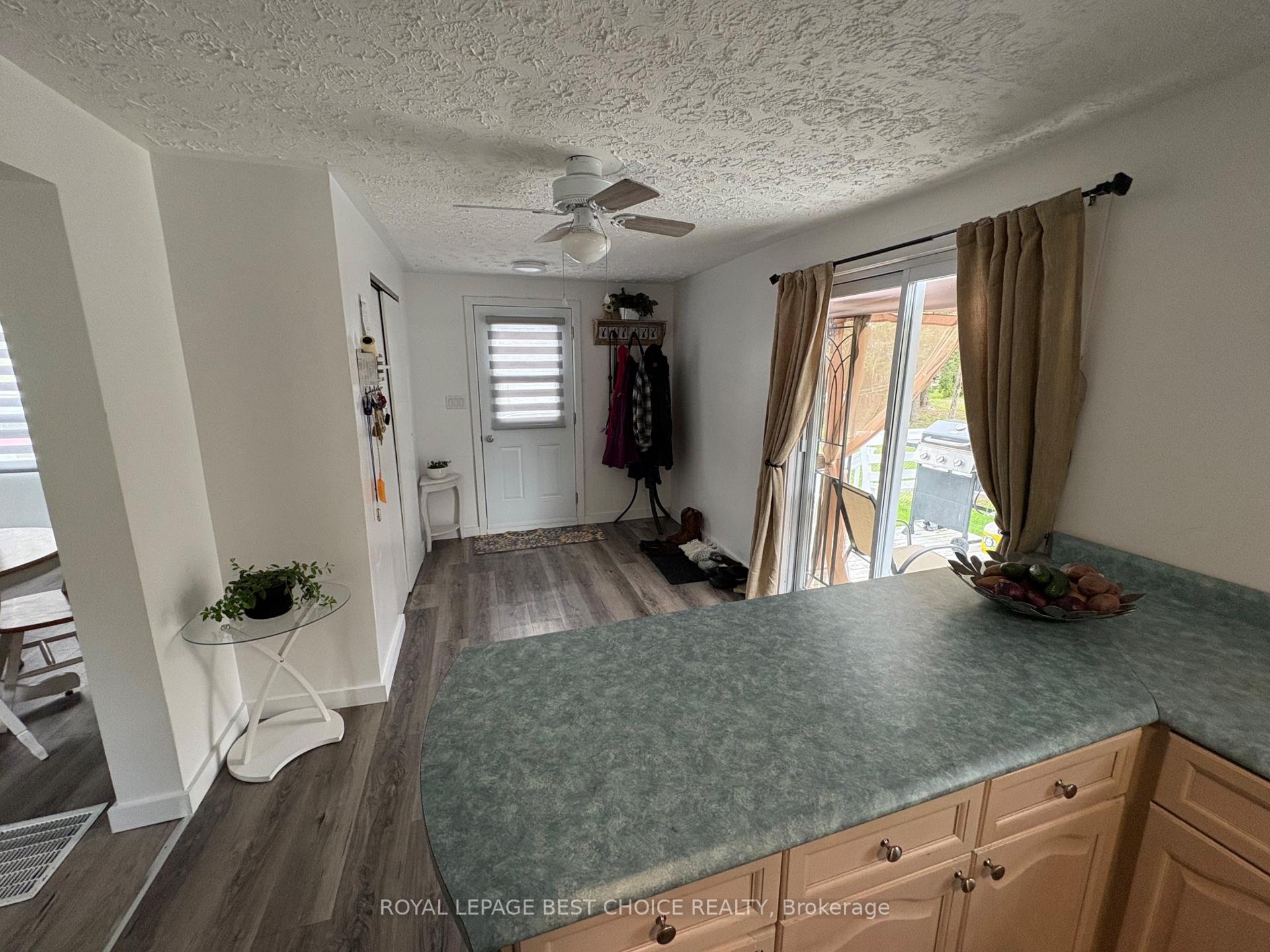 Photo 10 of 133 Carter Boulevard, Temiskaming Shores, Haileybury — HOMEH