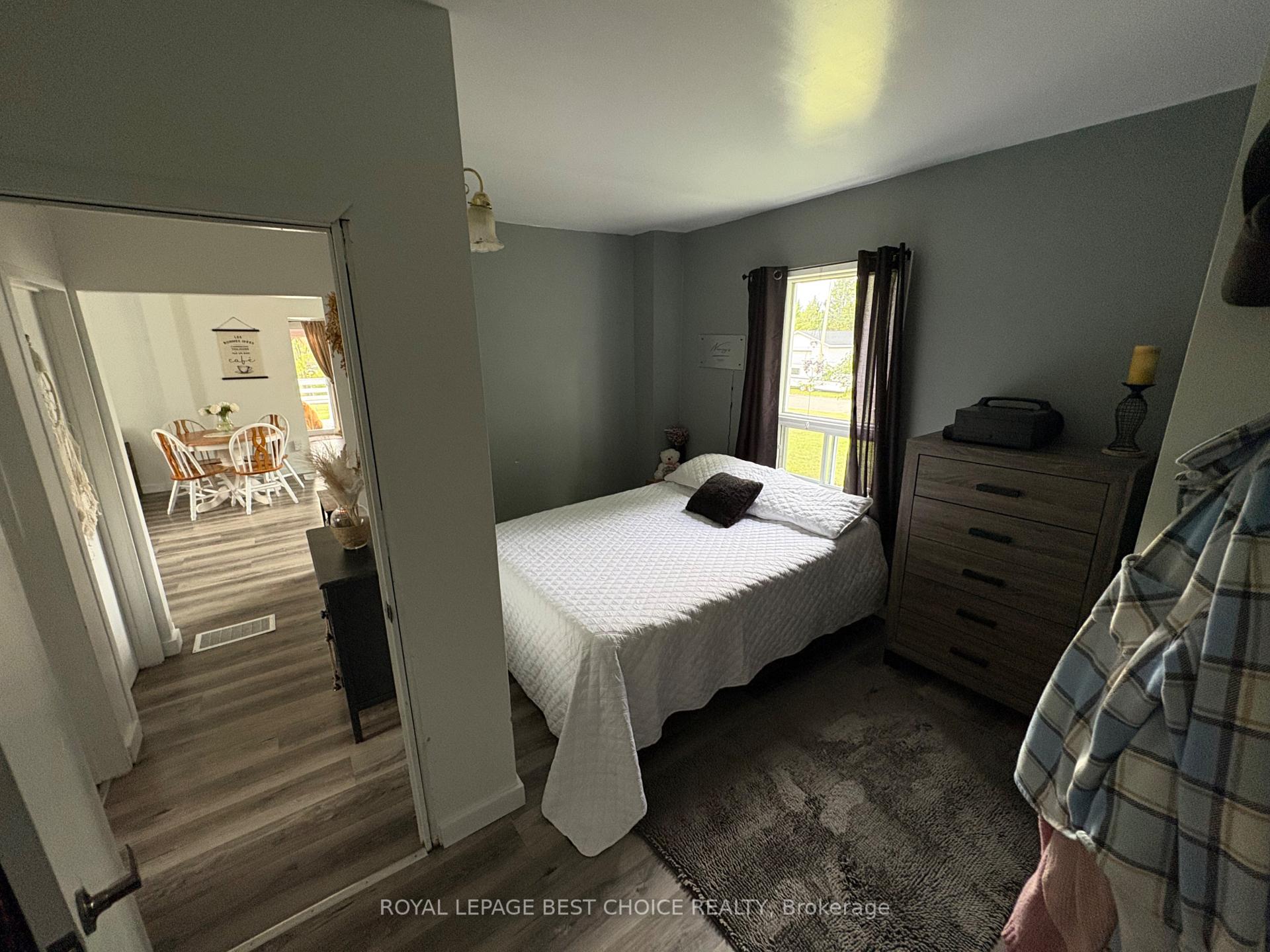 Photo 8 of 133 Carter Boulevard, Temiskaming Shores, Haileybury — HOMEH