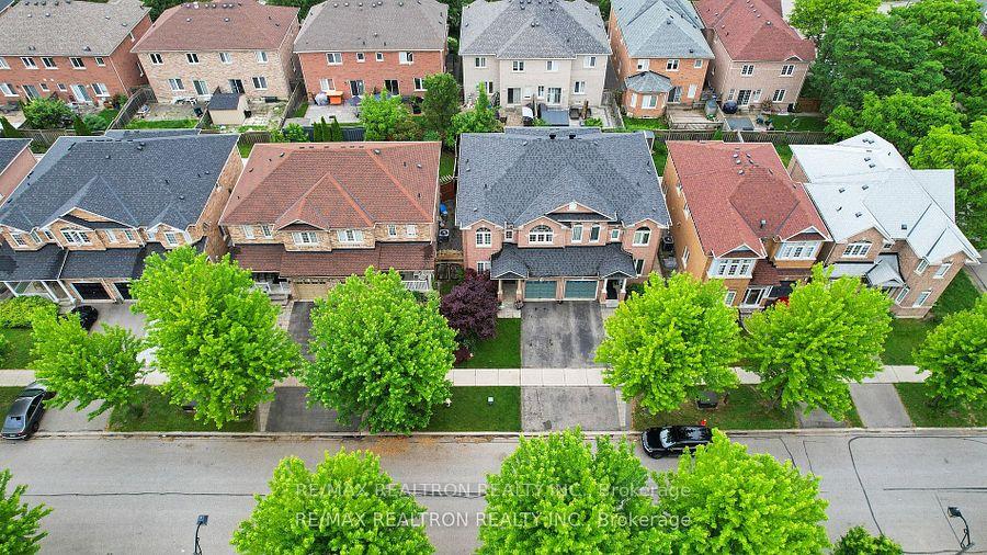 Photo 19 of 115 Park Place Drive, Markham, Greensborough — HOMEH