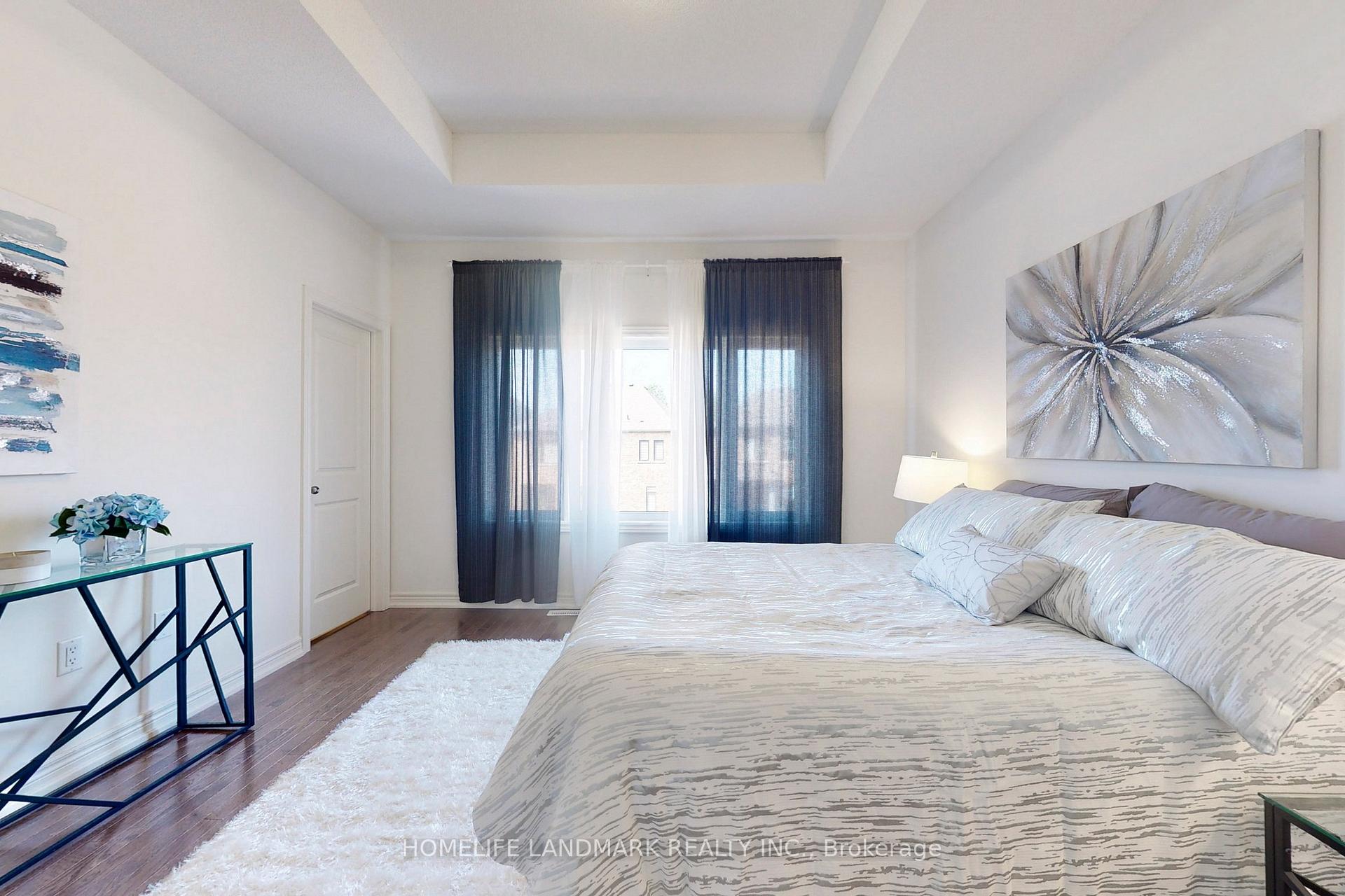 Photo 2 of 47 Canard Drive, Vaughan, Kleinburg — HOMEH