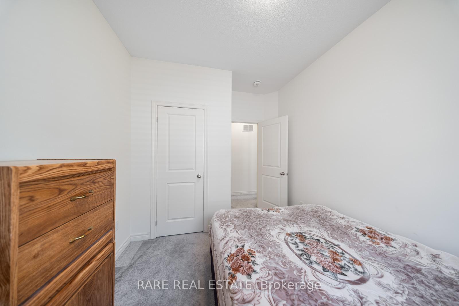 Photo 16 of 91 Fruitvale Circle, Brampton, Northwest Brampton — HOMEH