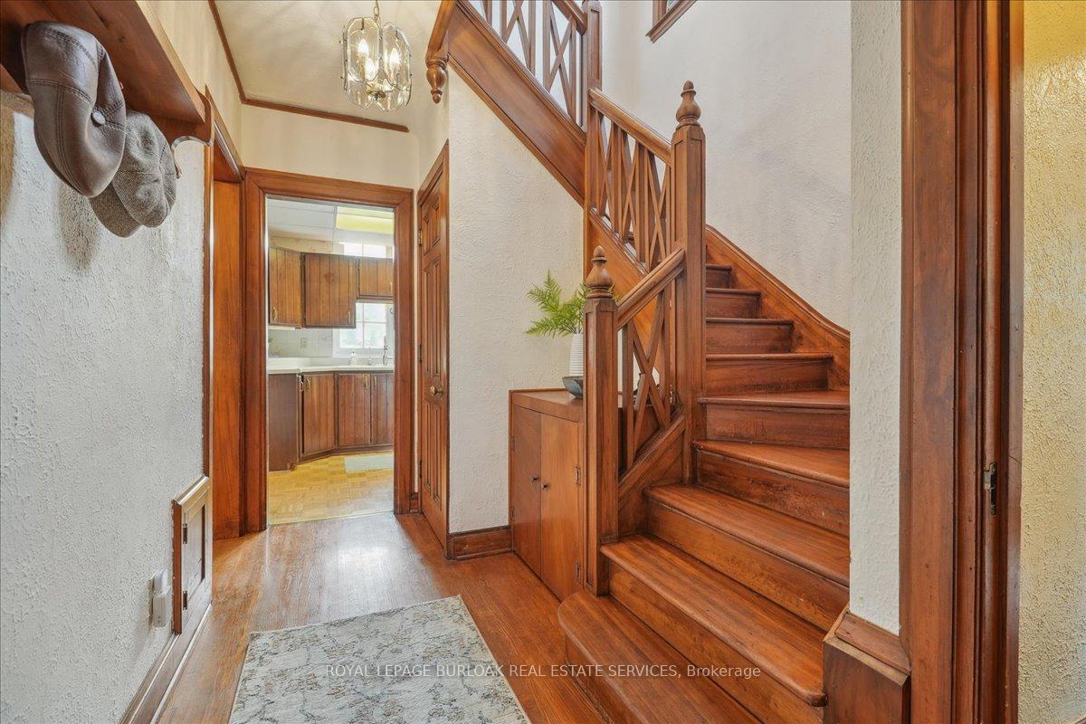 Photo 21 of 6 Parkview Row, Hamilton, Dundas — HOMEH
