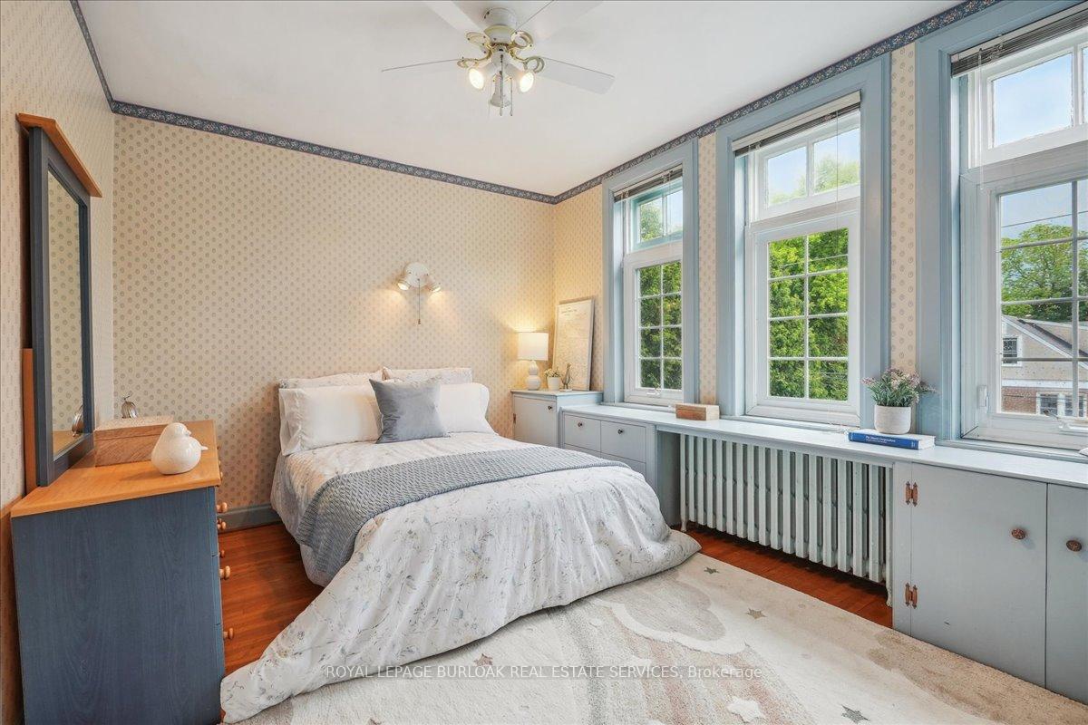 Photo 22 of 6 Parkview Row, Hamilton, Dundas — HOMEH