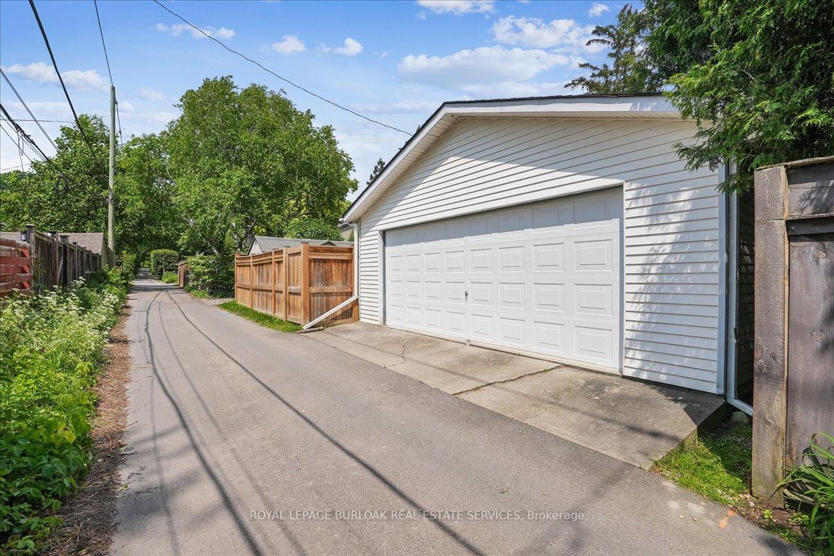 Photo 34 of 6 Parkview Row, Hamilton, Dundas — HOMEH