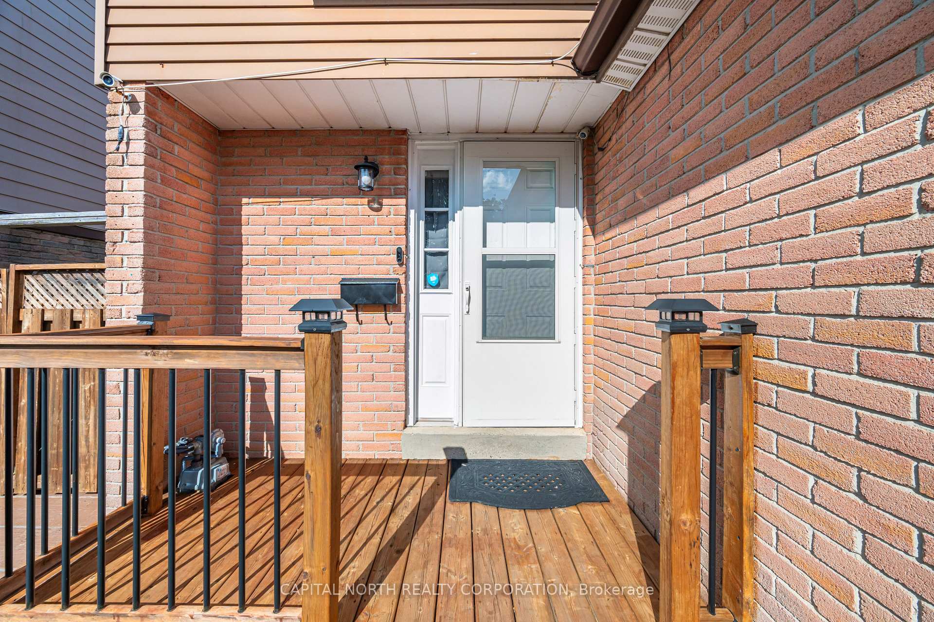 Photo 5 of 282 Royal Salisbury Way, Brampton, Madoc — HOMEH