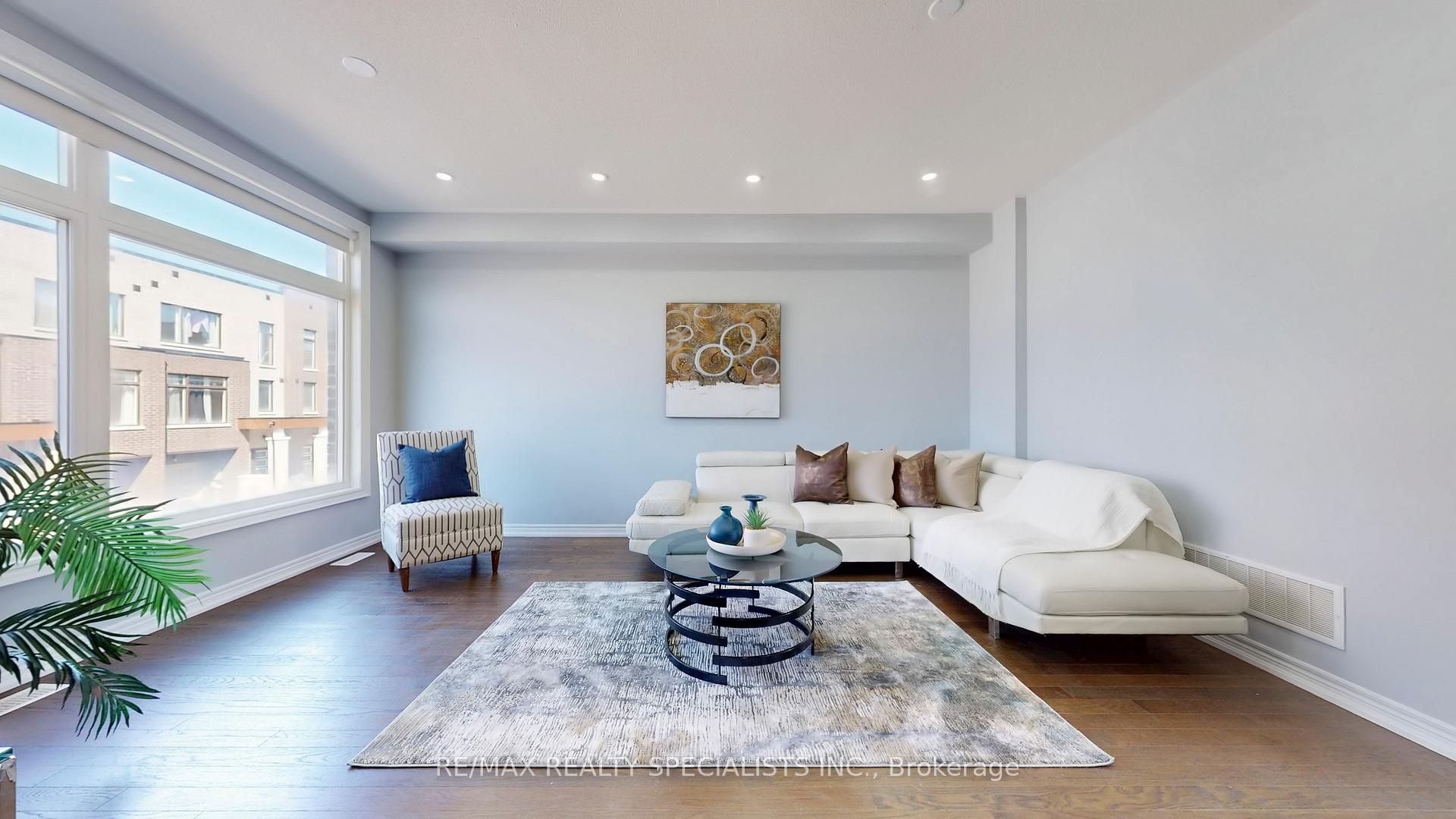 Photo 1 of 6 Queenpost Drive, Brampton, Credit Valley — HOMEH