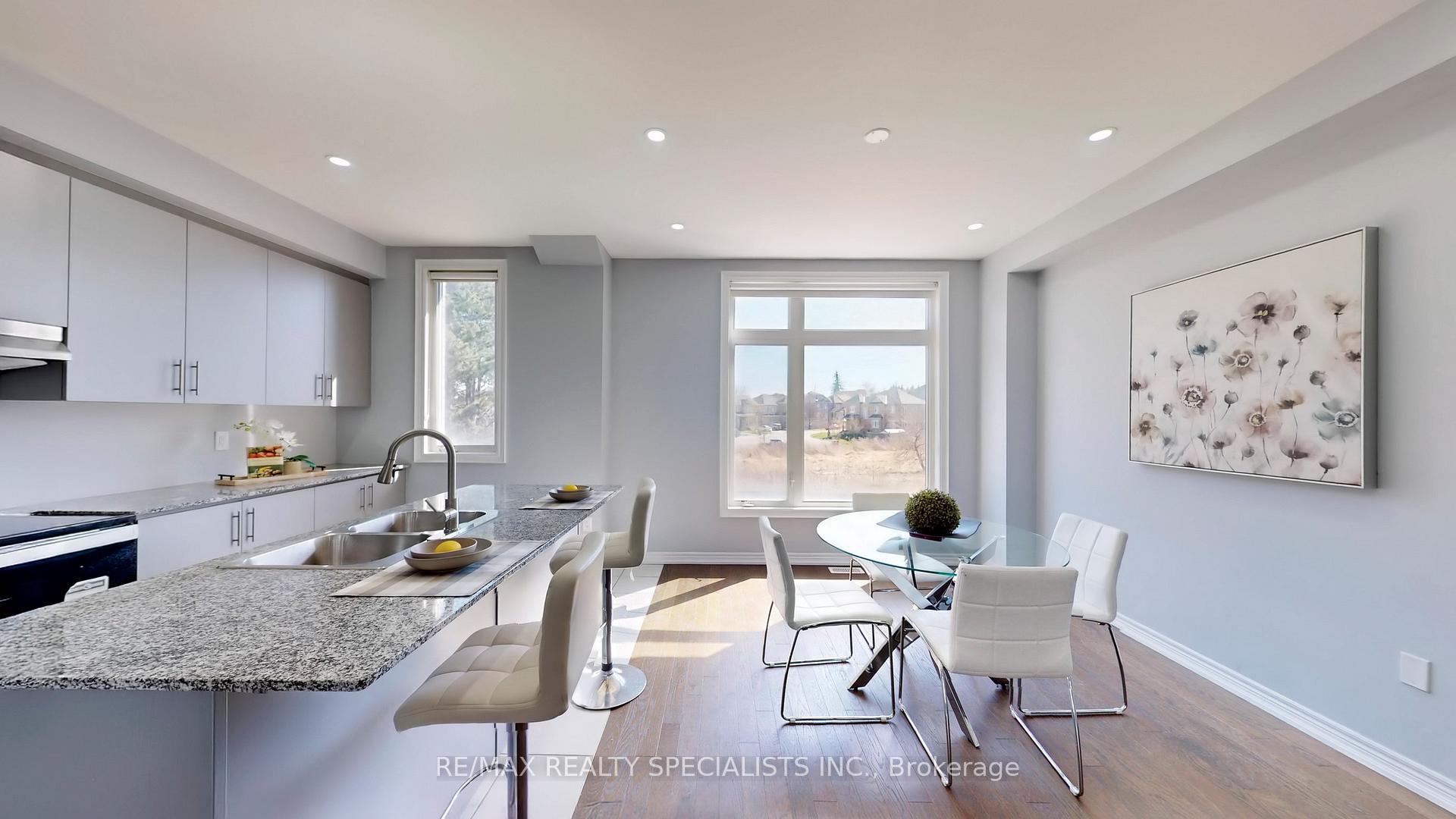 Photo 11 of 6 Queenpost Drive, Brampton, Credit Valley — HOMEH