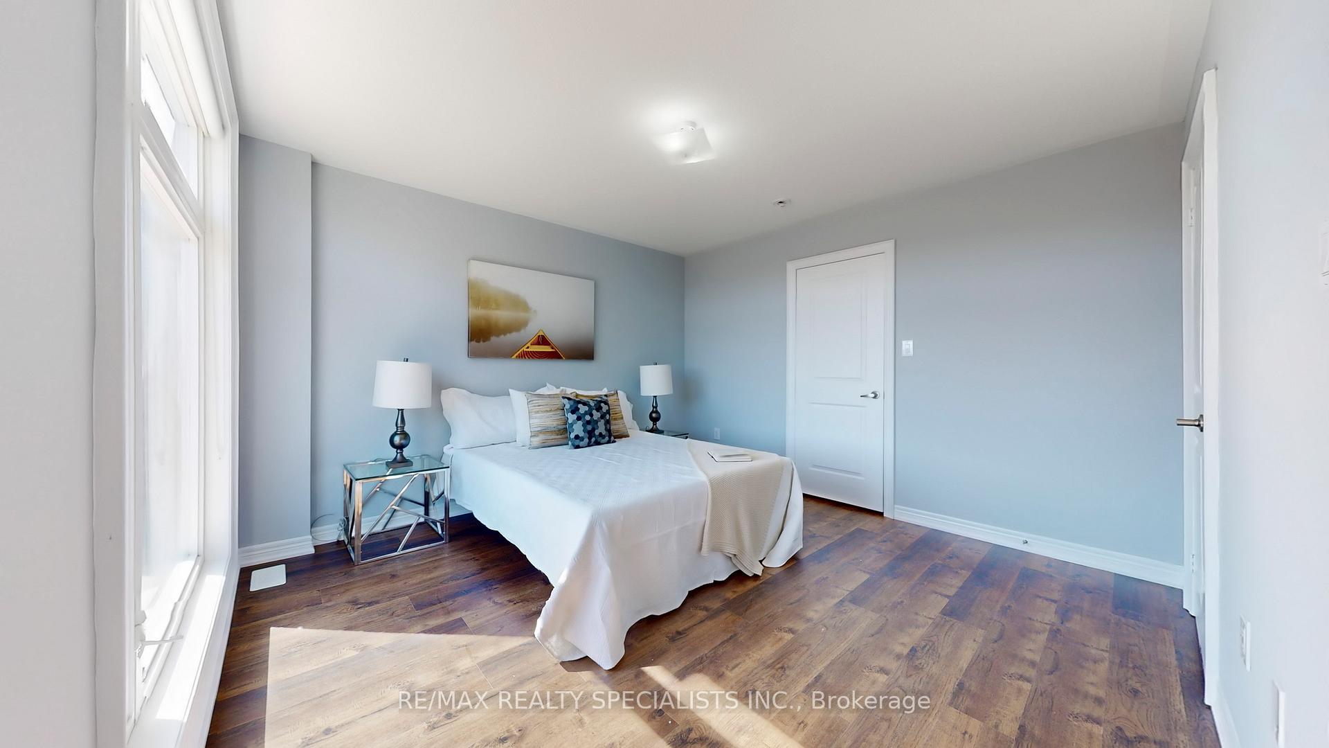 Photo 8 of 6 Queenpost Drive, Brampton, Credit Valley — HOMEH