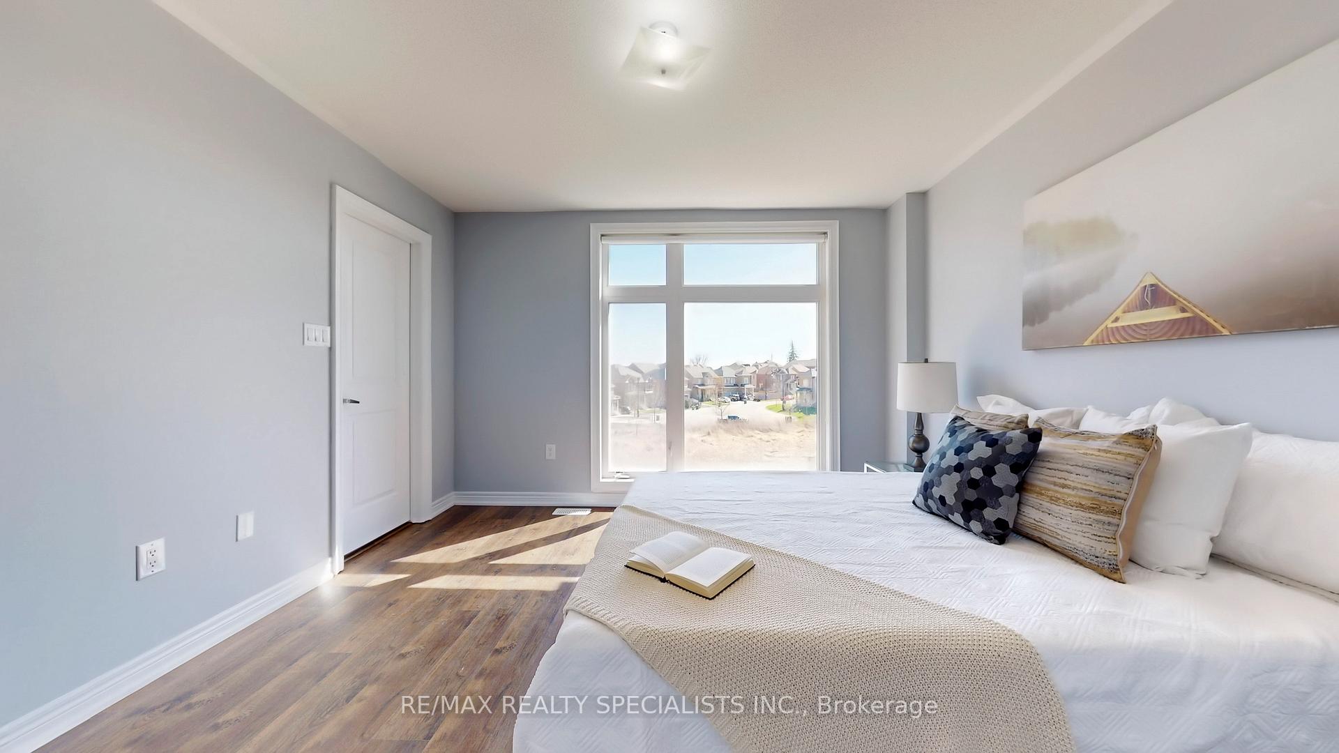 Photo 13 of 6 Queenpost Drive, Brampton, Credit Valley — HOMEH