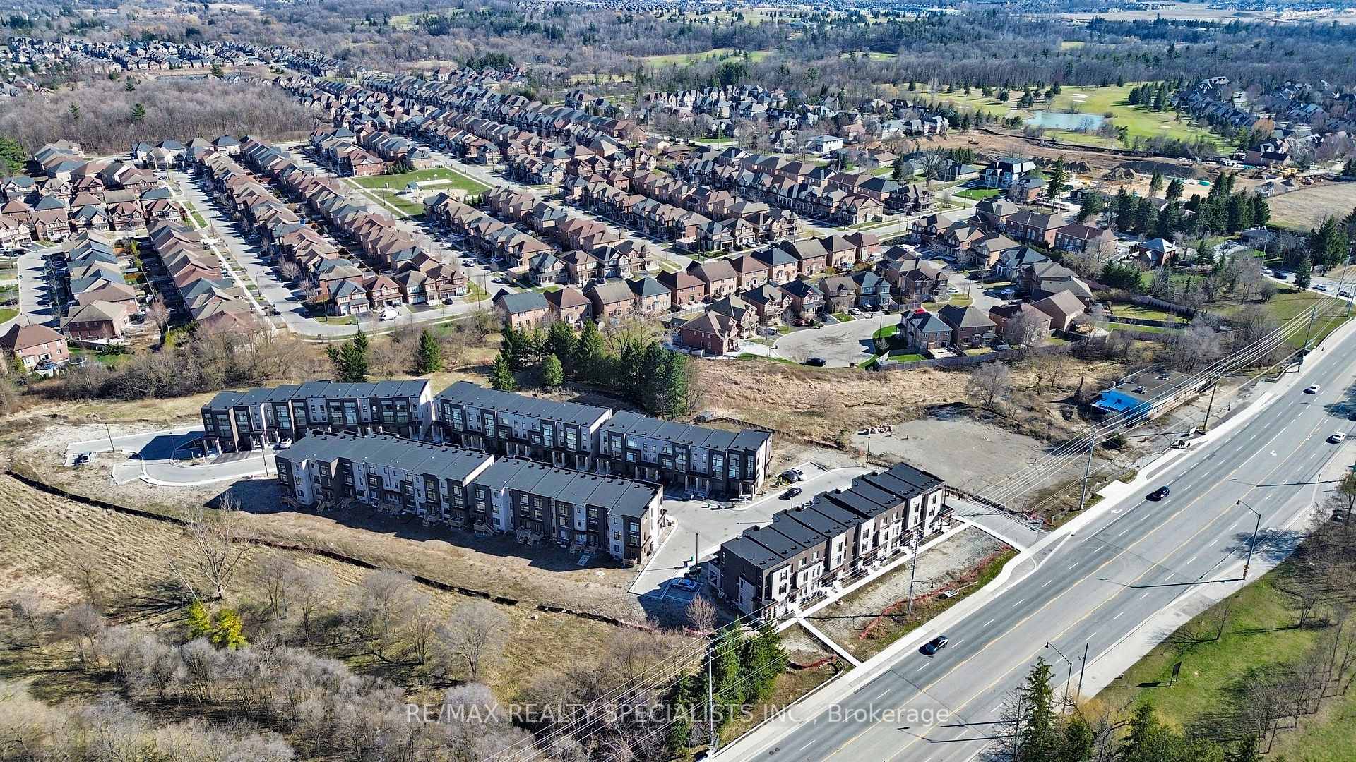 Photo 21 of 6 Queenpost Drive, Brampton, Credit Valley — HOMEH